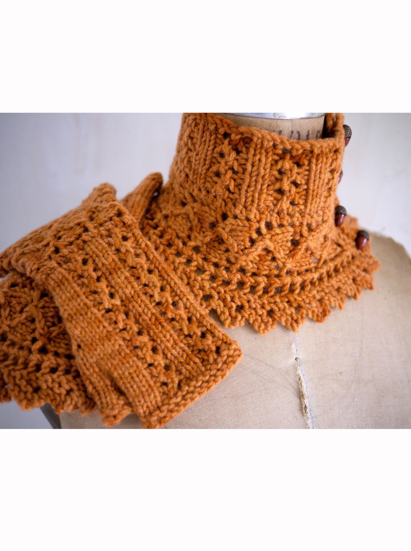 Bittersweet Vines Cowl and Mitt Set <br/><small>knitting pattern</small>