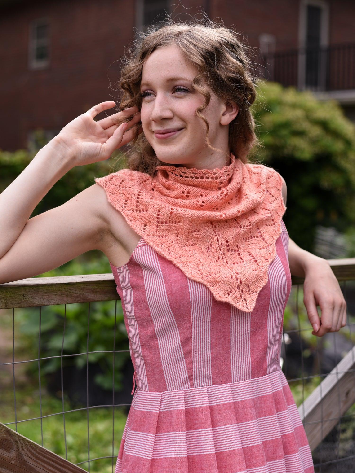 Budding Apple <br/><small>knitting pattern</small>