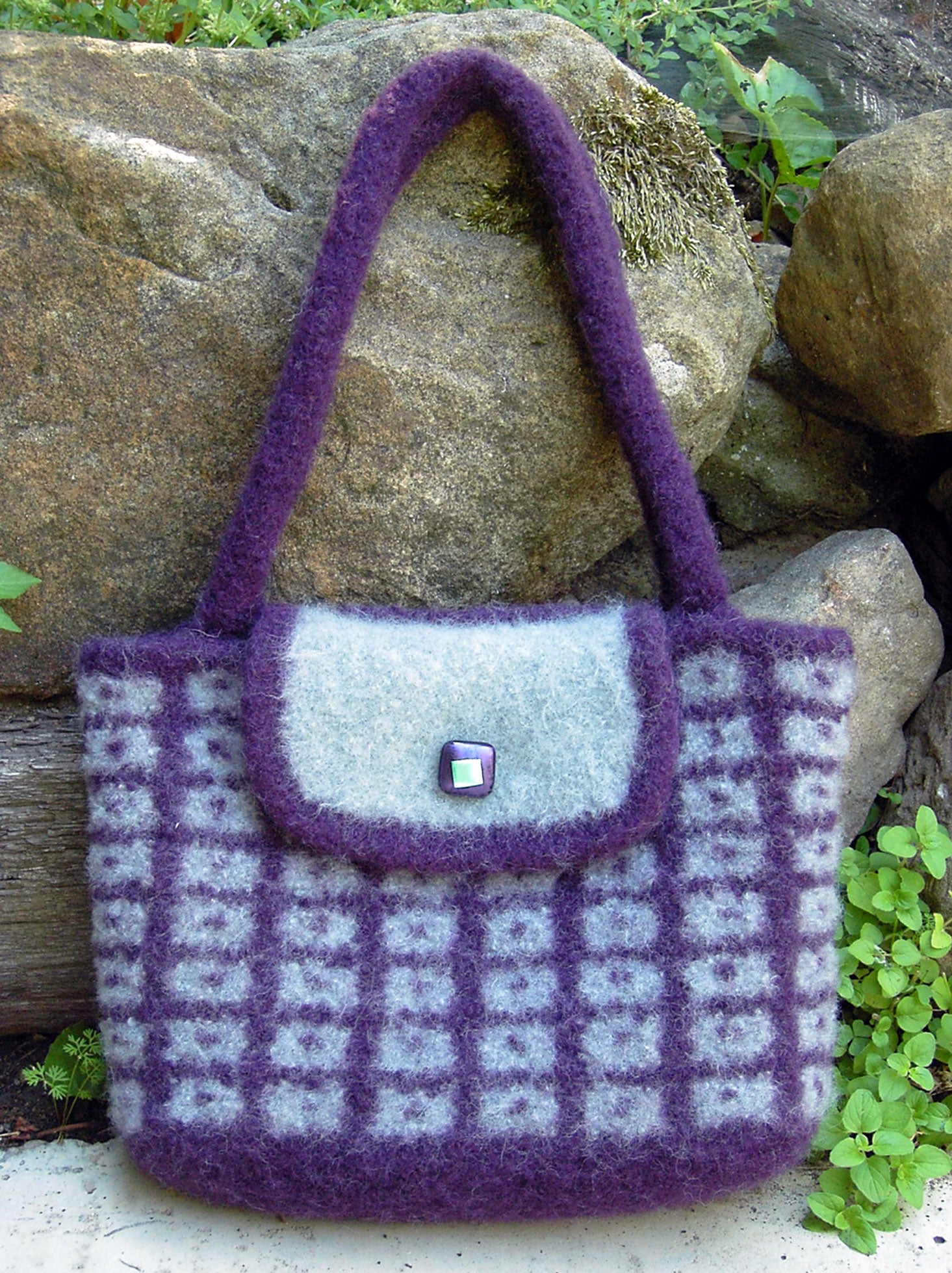 Dot in Box Felted Bag