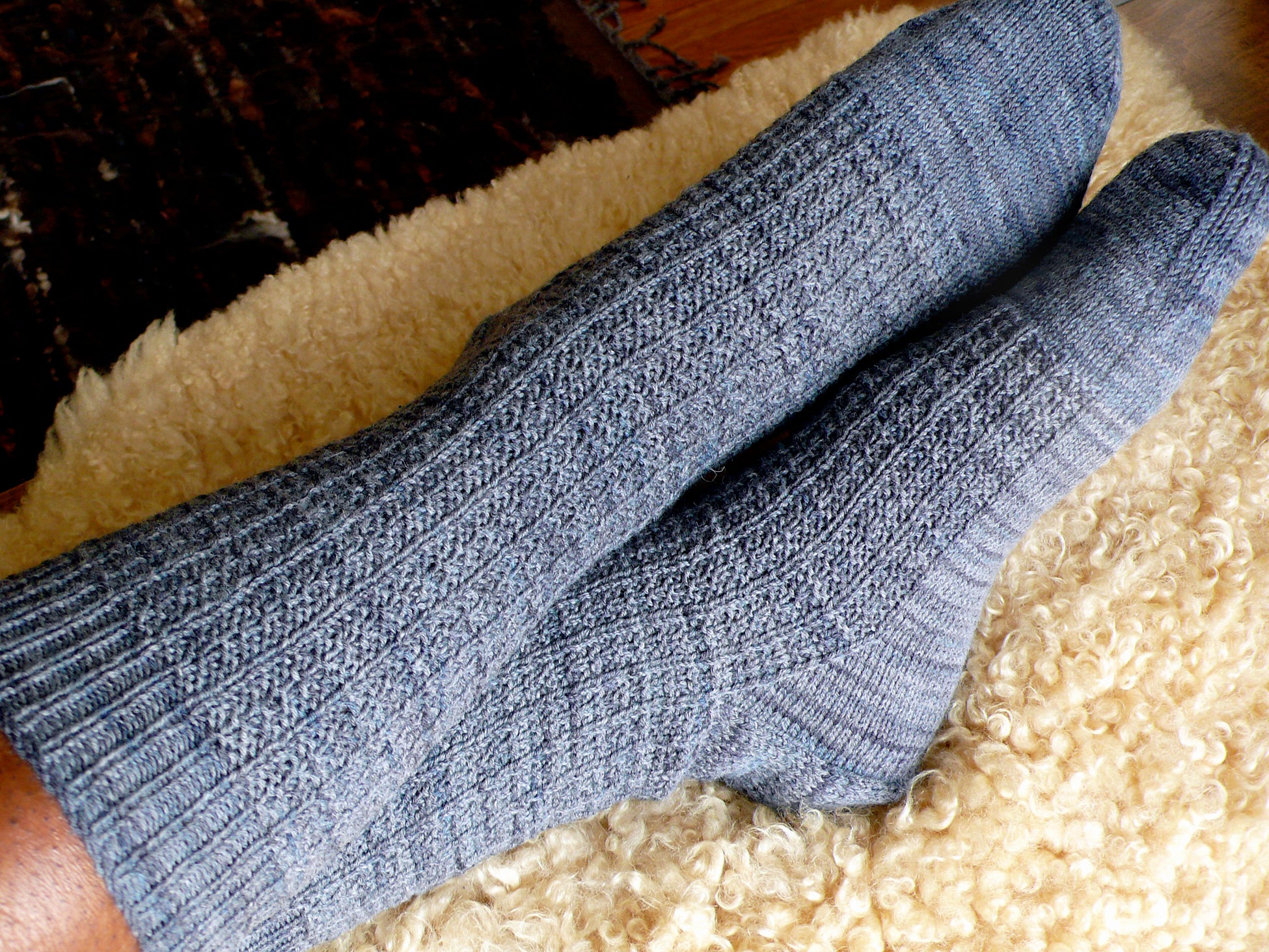 Gridiron socks <br/><small>knitting pattern</small>