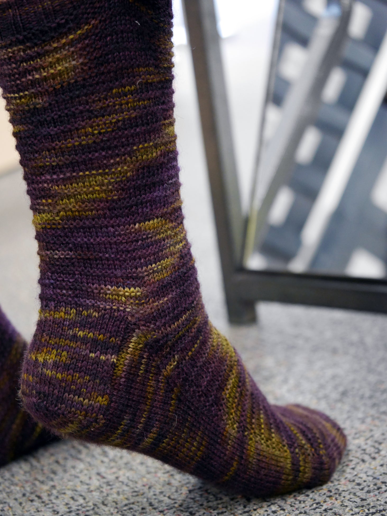 Grille socks <br/><small>knitting pattern</small>