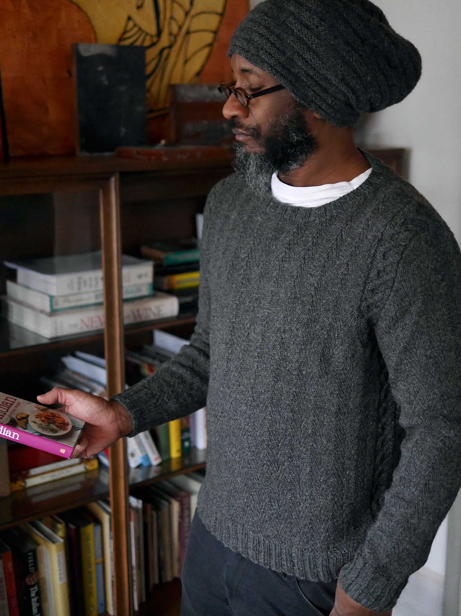 Herringweave<br/><small>Cardigan/Pullover knitting pattern</small>