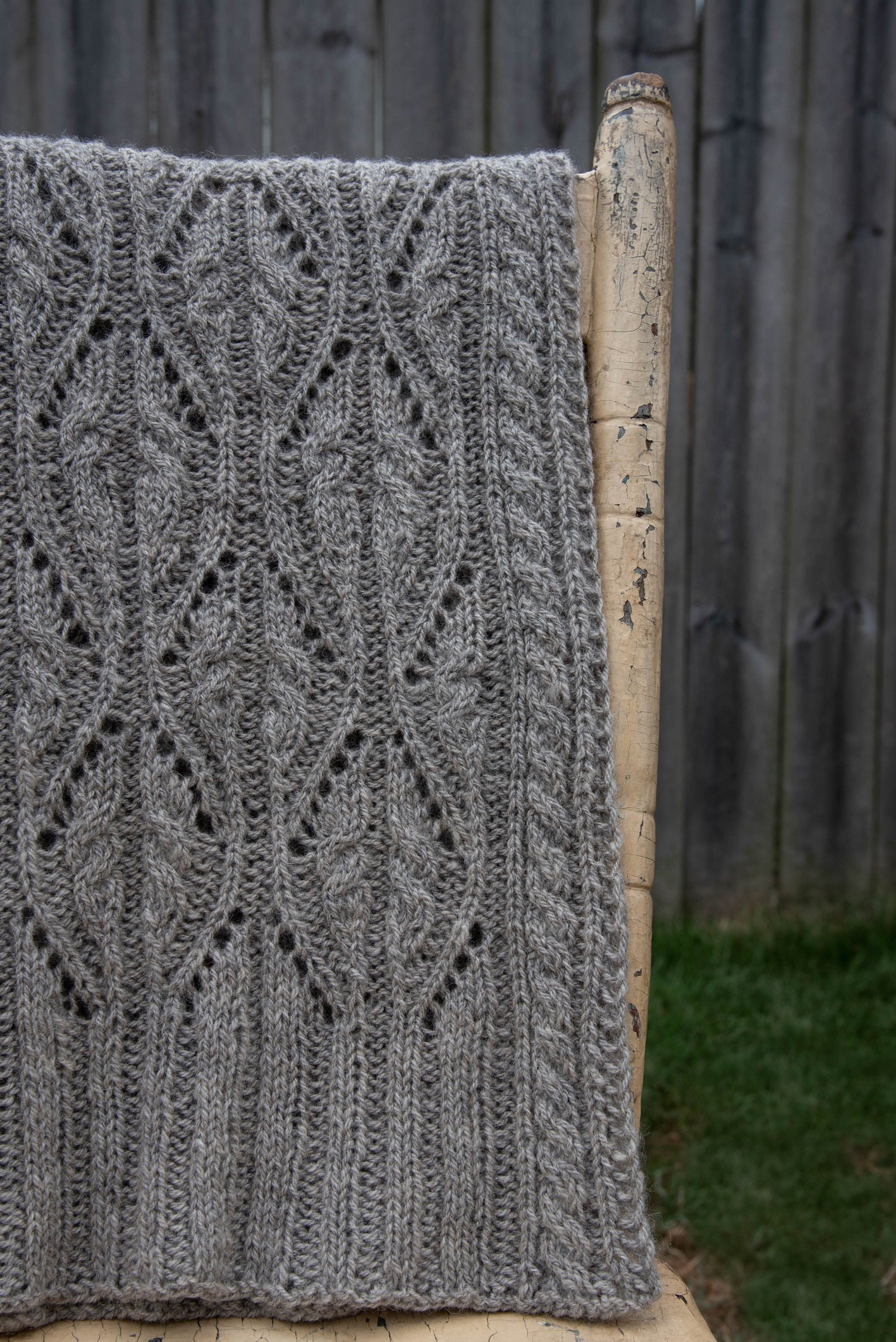 Hourglass Throw <br/><small>knitting pattern</small>