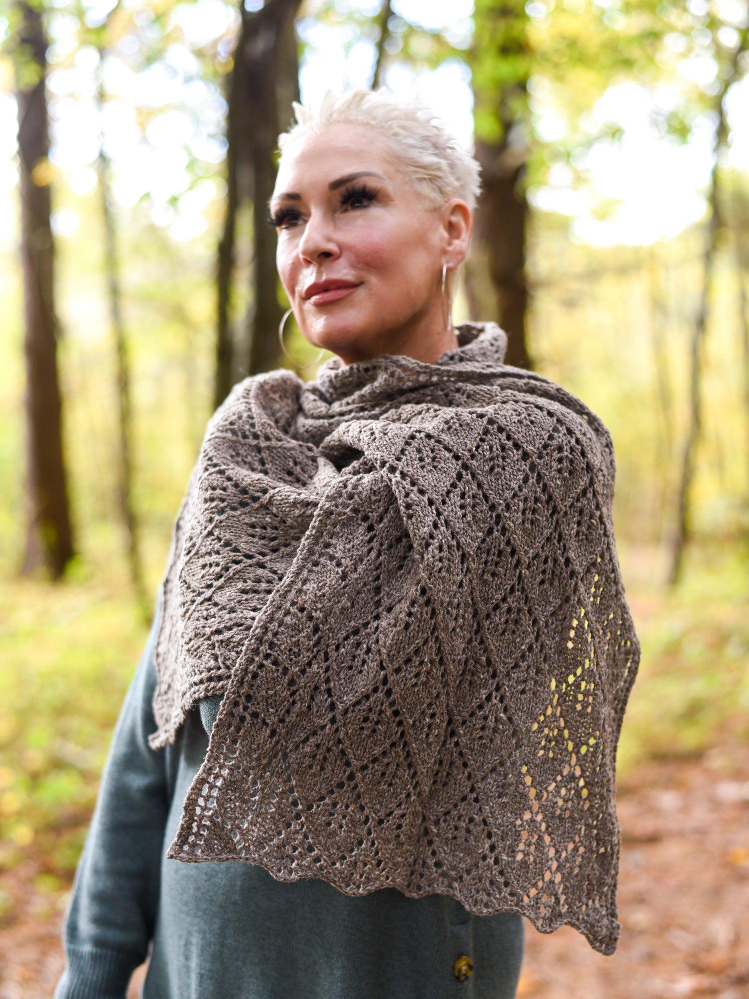 Boxleaf Wrap <br/><small>knitting pattern</small>