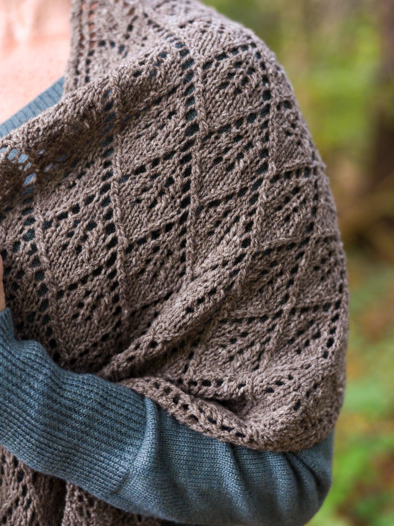 Boxleaf Wrap <br/><small>knitting pattern</small>