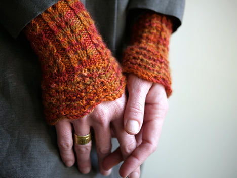 Juerga Neckwarmer and Cuffs <br/><small>knitting pattern</small>