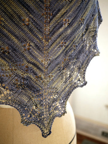 Luciole Triangle Shawl <br/><small>knitting pattern</small>