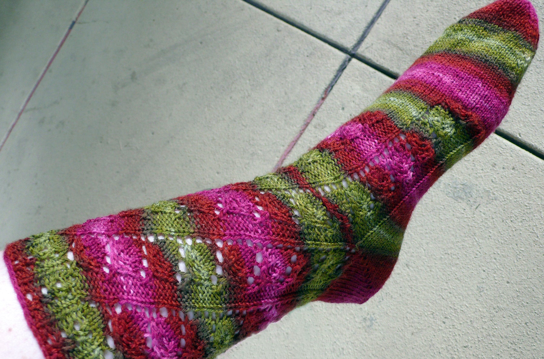 Merlot Vine Sock <br/><small>knitting pattern</small>