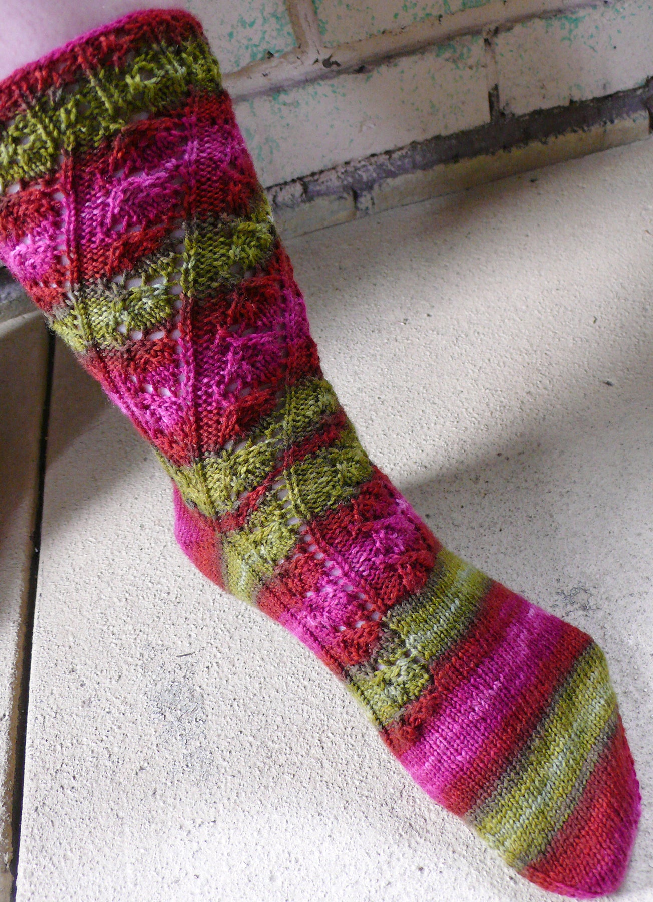 Merlot Vine Sock <br/><small>knitting pattern</small>