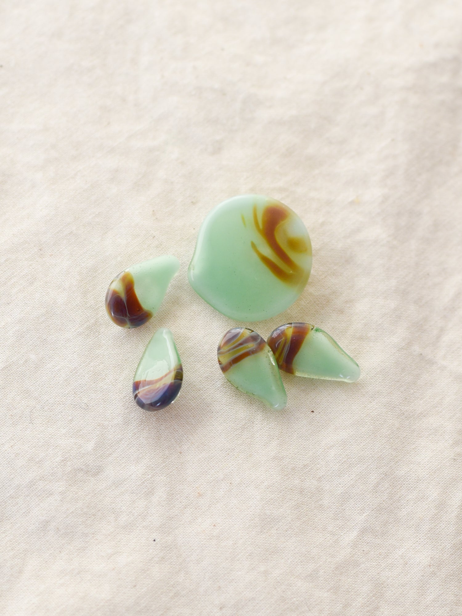 Turquoise <br/><small>14mm - 22mm Glass Button Set</small>