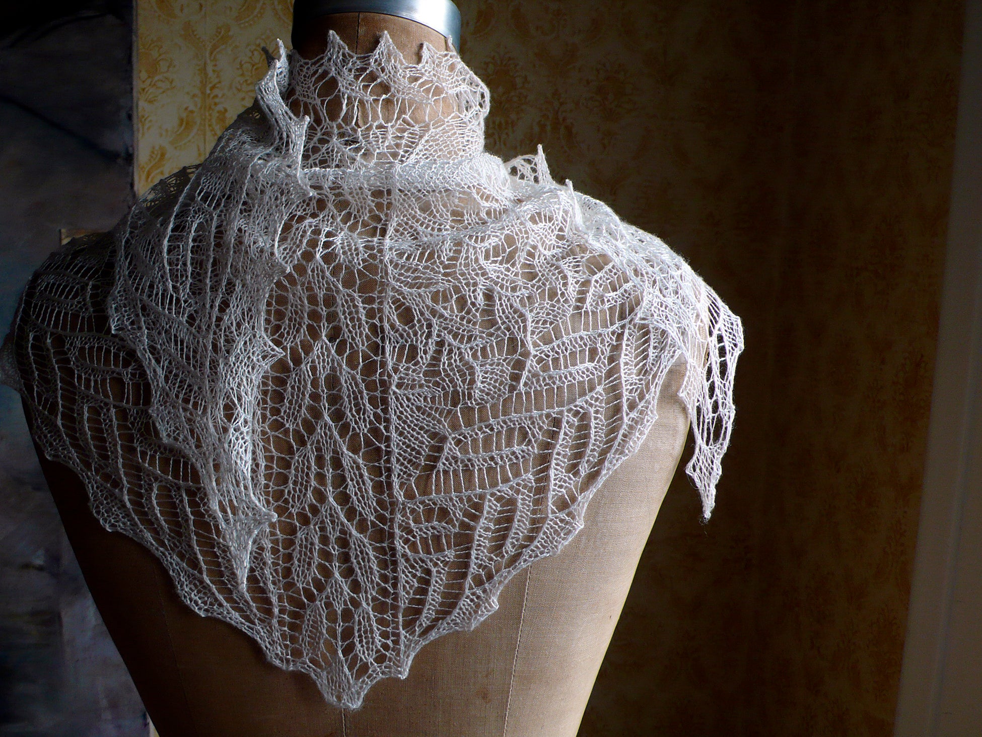 Pine and Ivy <br/><small>knitting pattern</small>