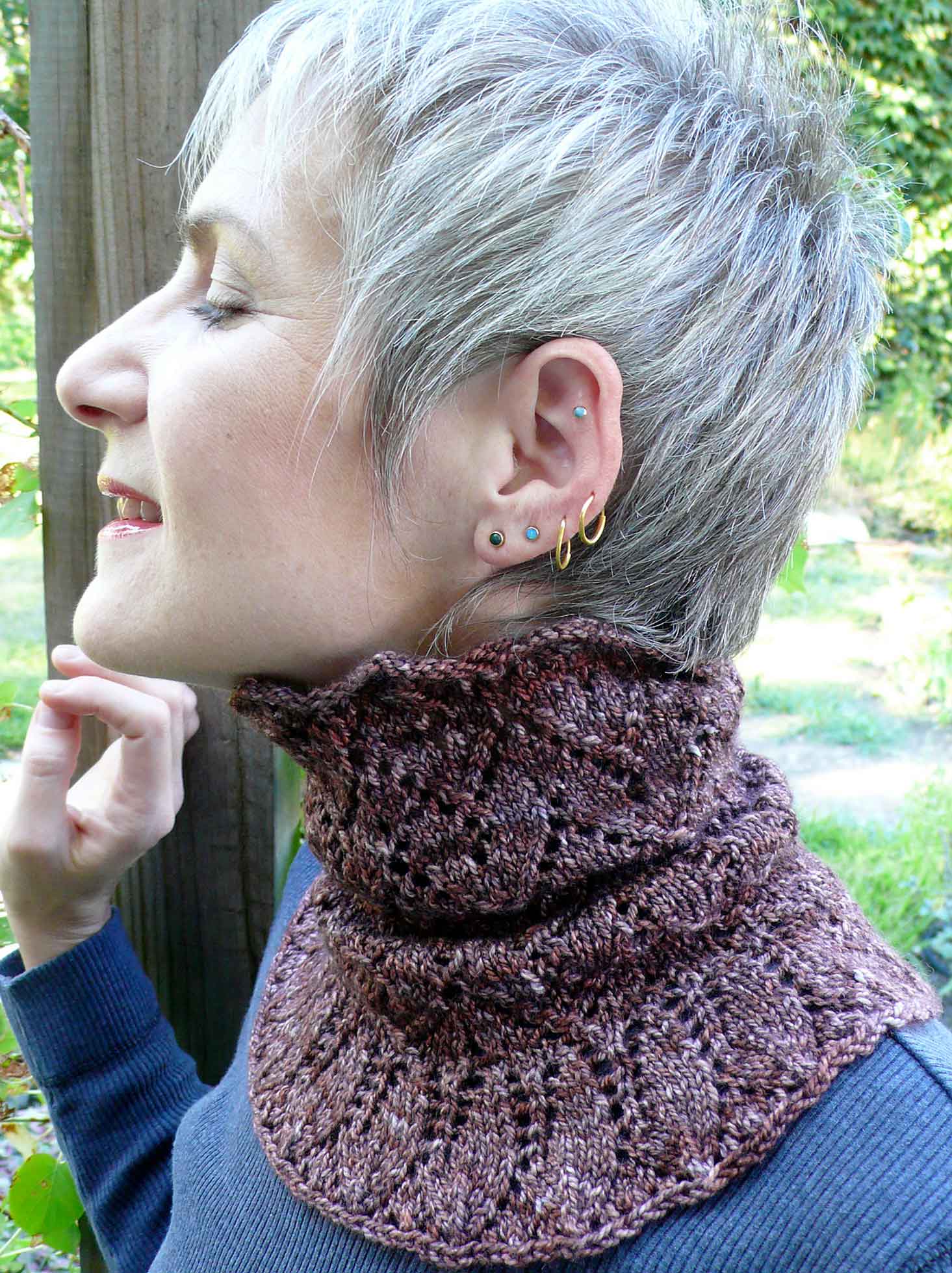 Poinsettia <br/><small>knitting pattern</small>