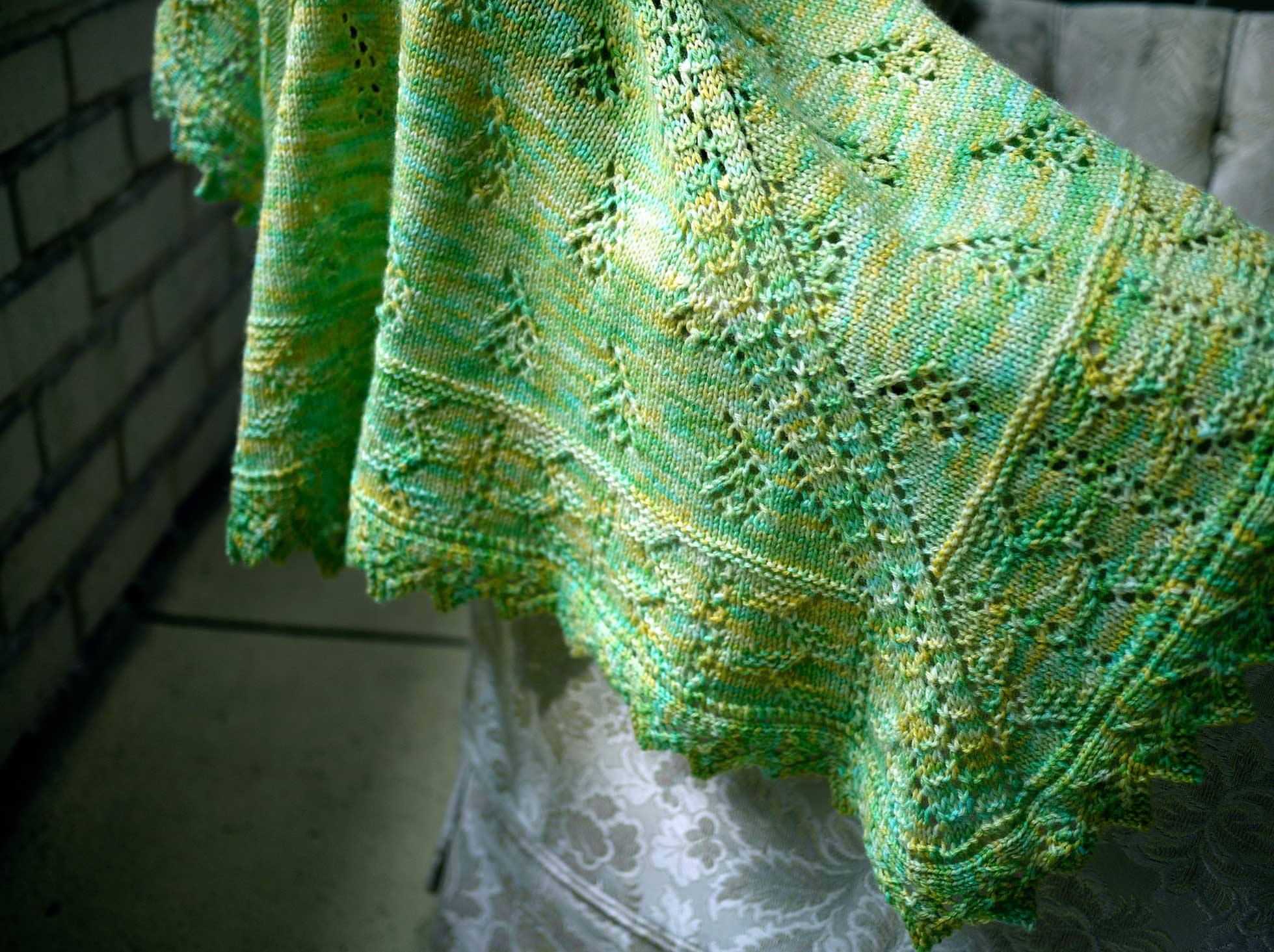 Rosebuddie <br/><small>knitting pattern</small>