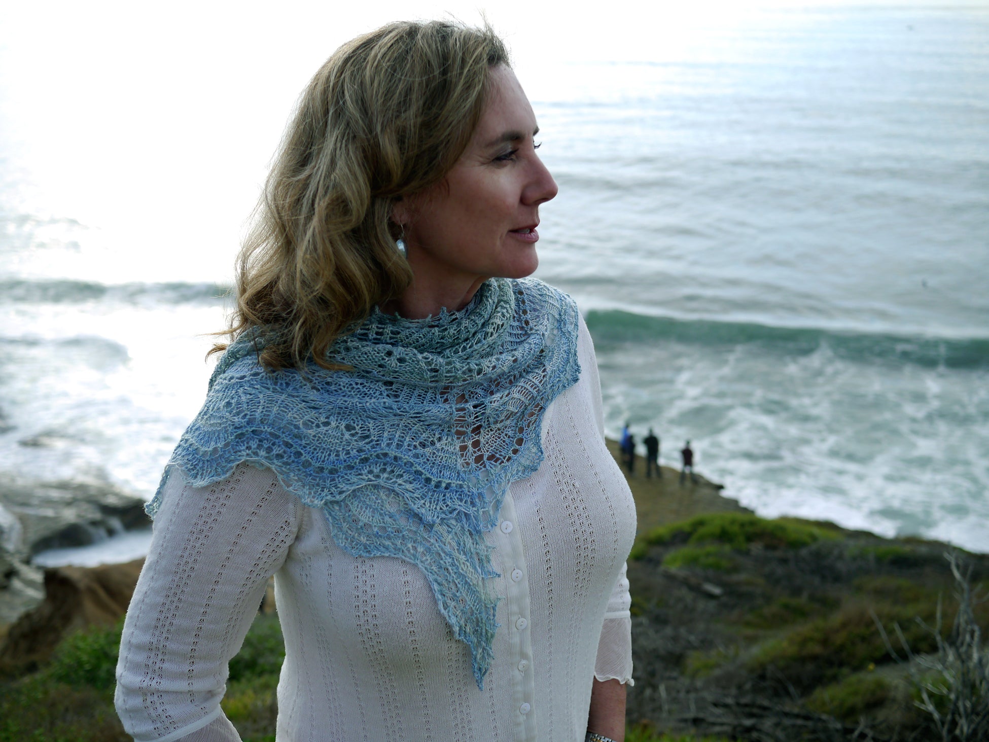 Squall <br/><small> Shawl knitting pattern</small>