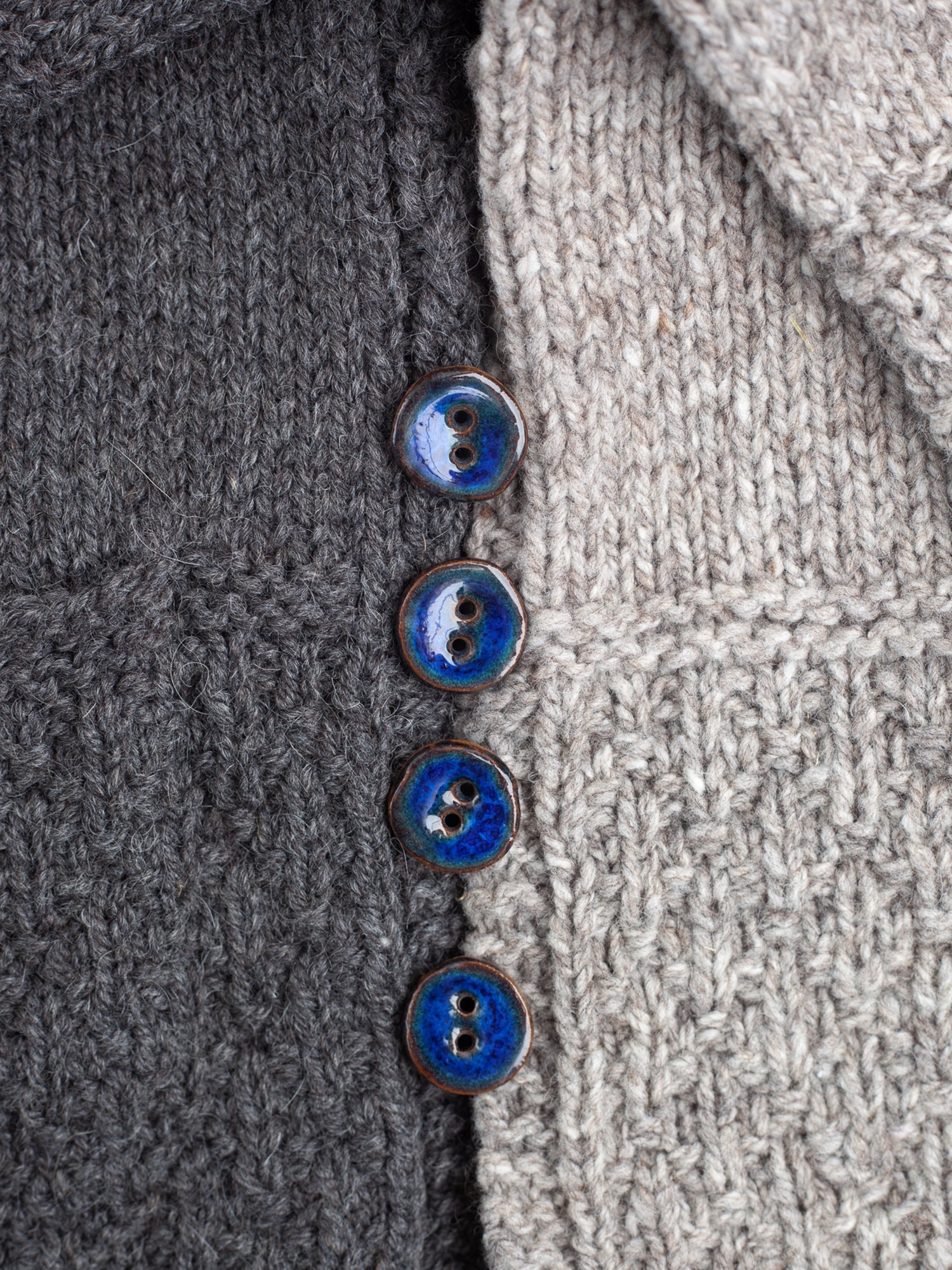 Linda's Buttons Blue Surf