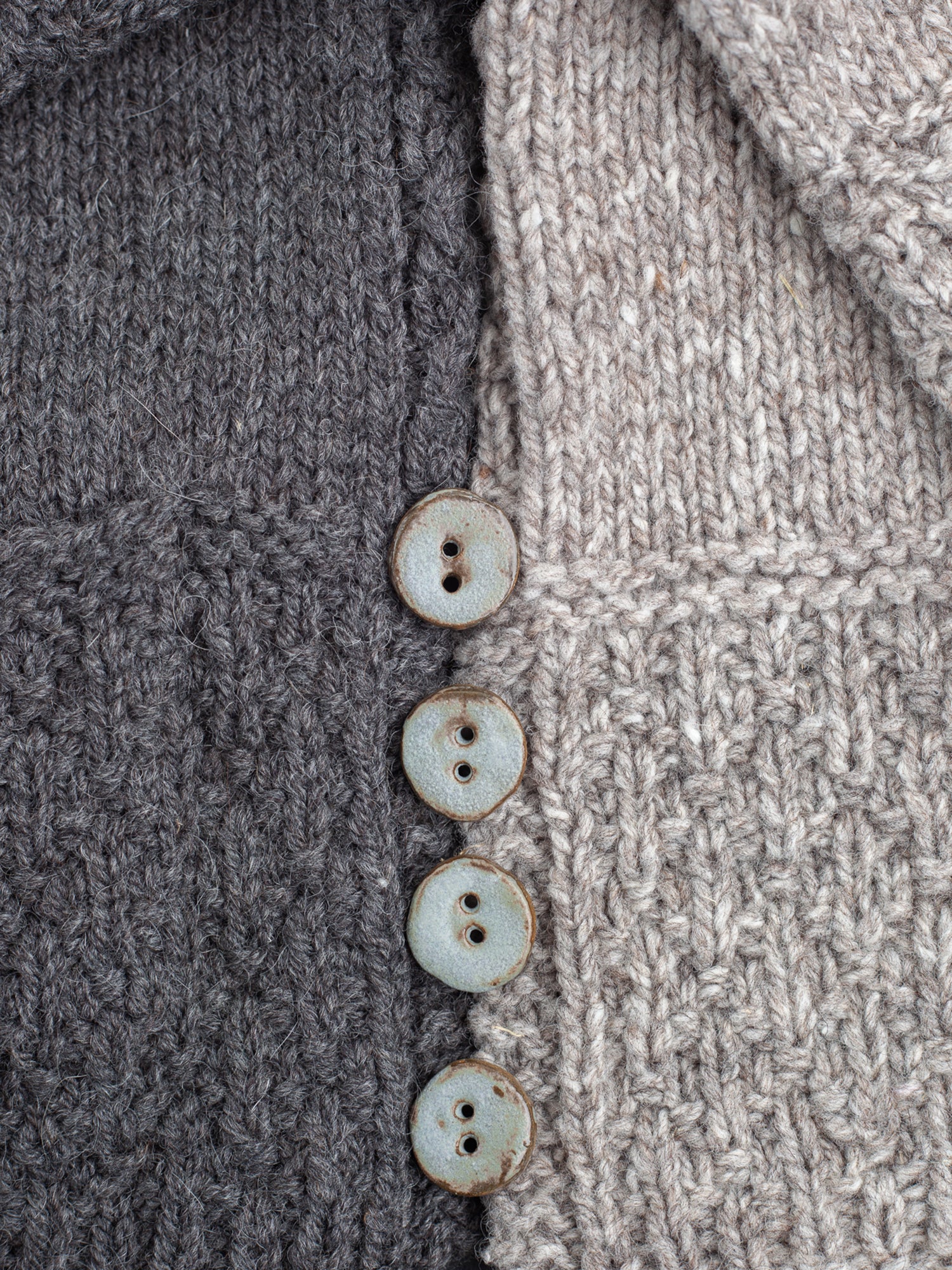 Linda's Buttons Frost
