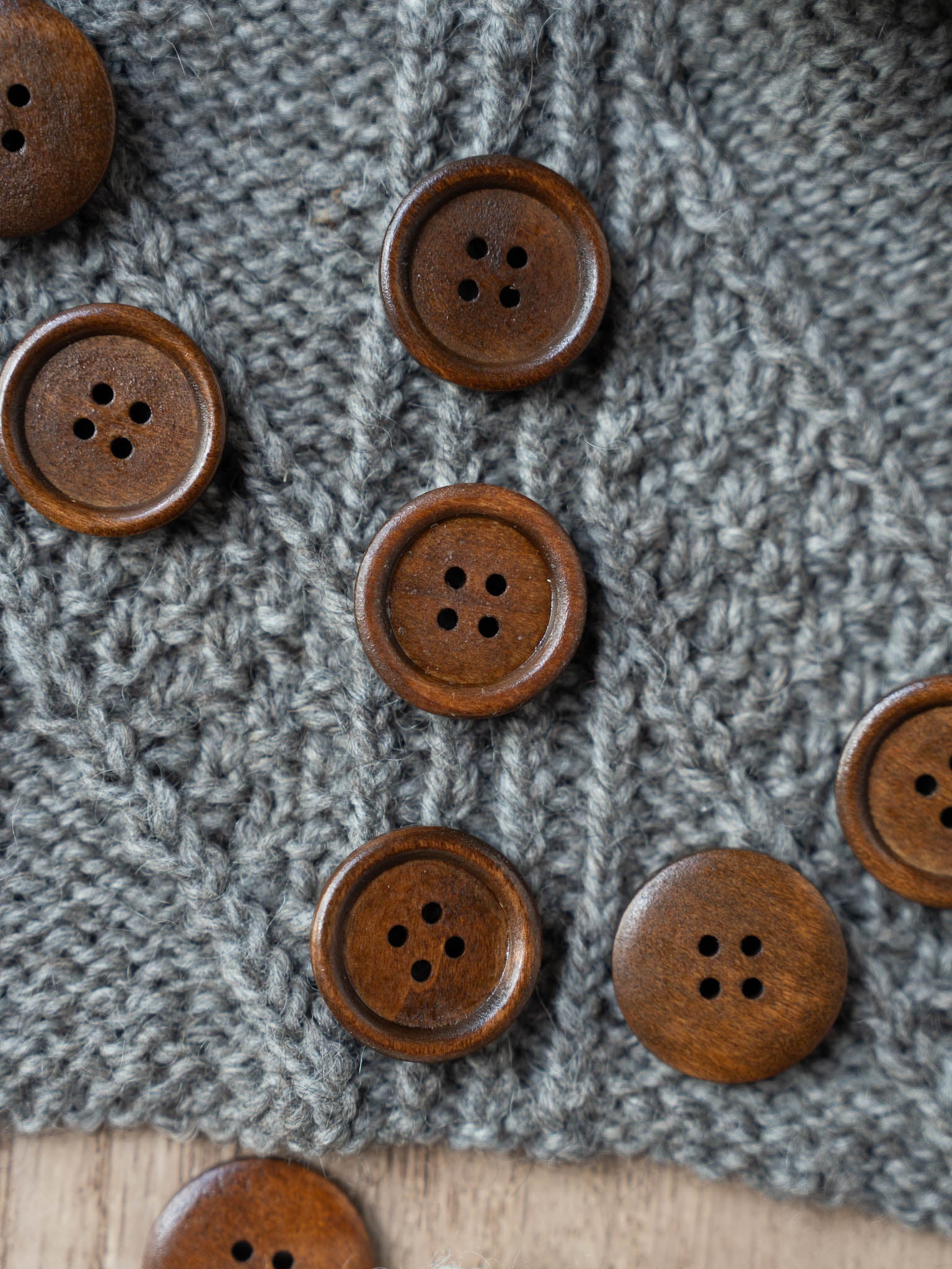 Acorn <br/><small>25mm Wooden Button</small>