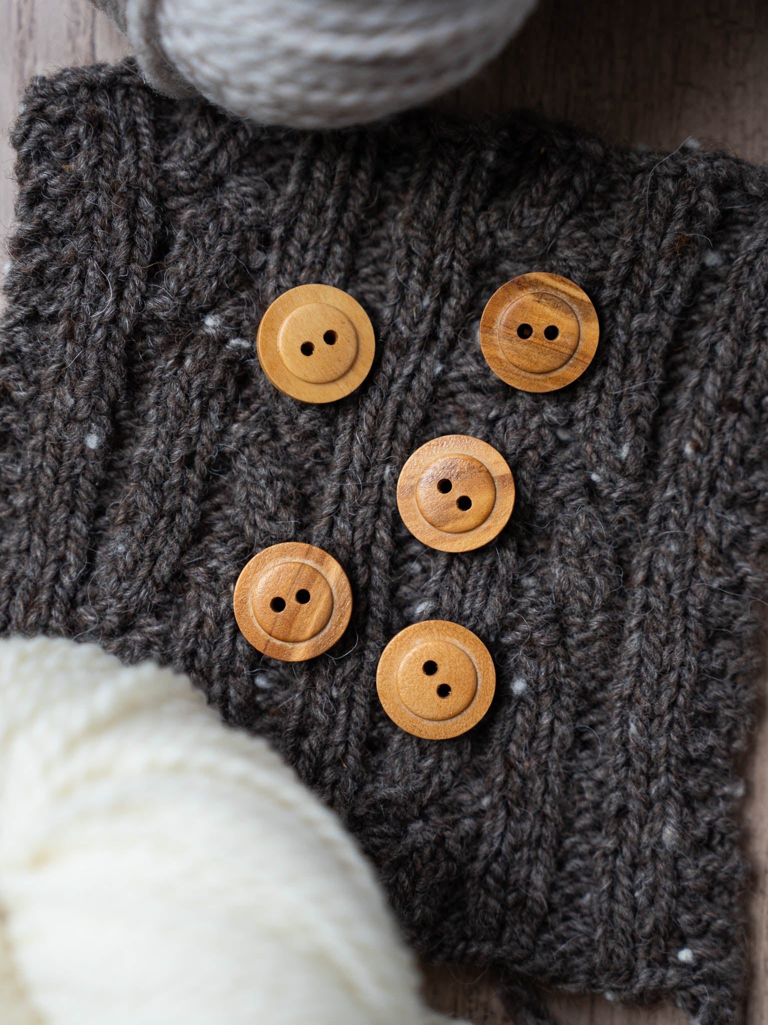 Bentley <br/><small>18mm Wood Button</small>