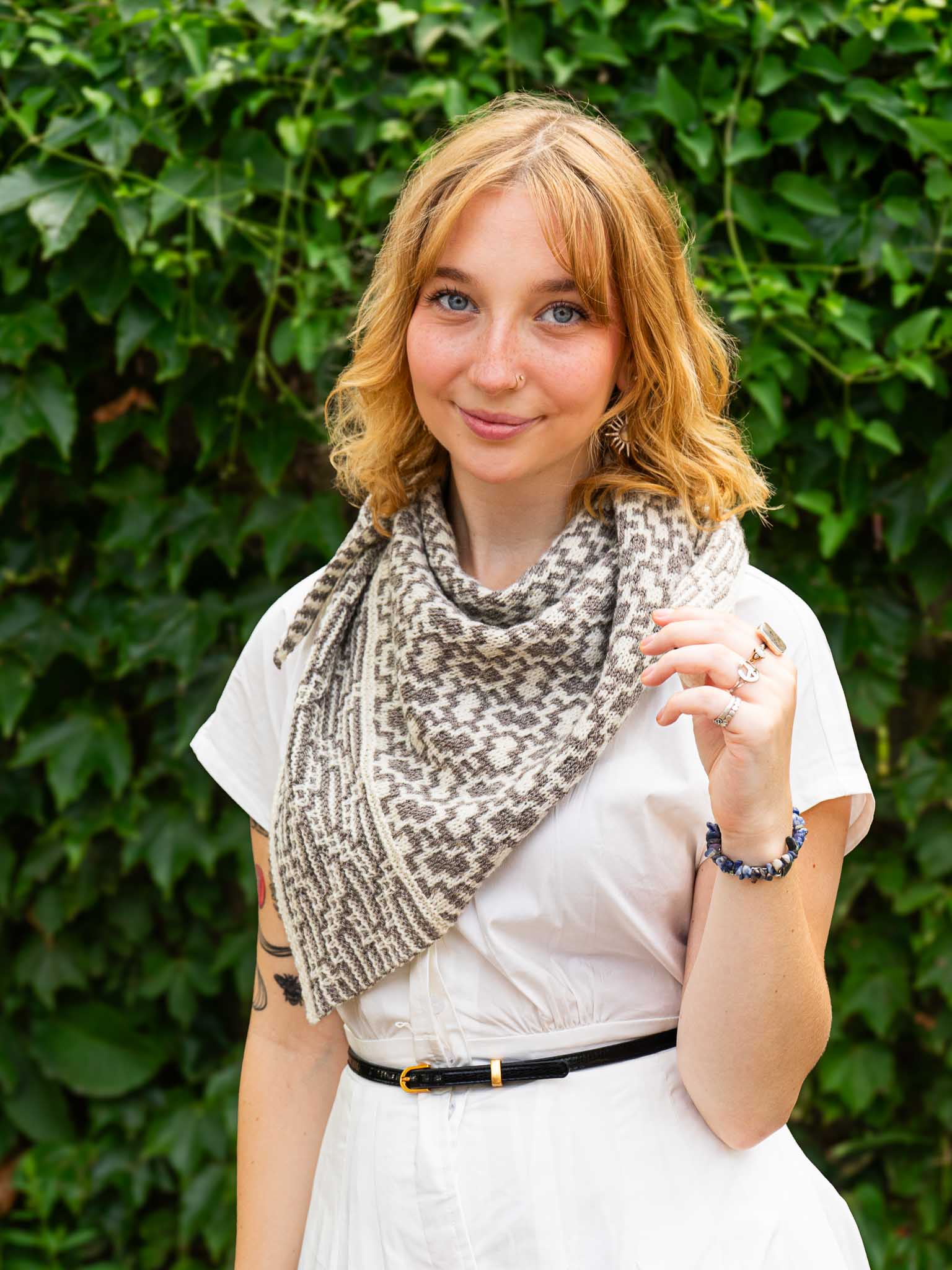 Brocadia<br/><small>shawl knitting pattern</small>