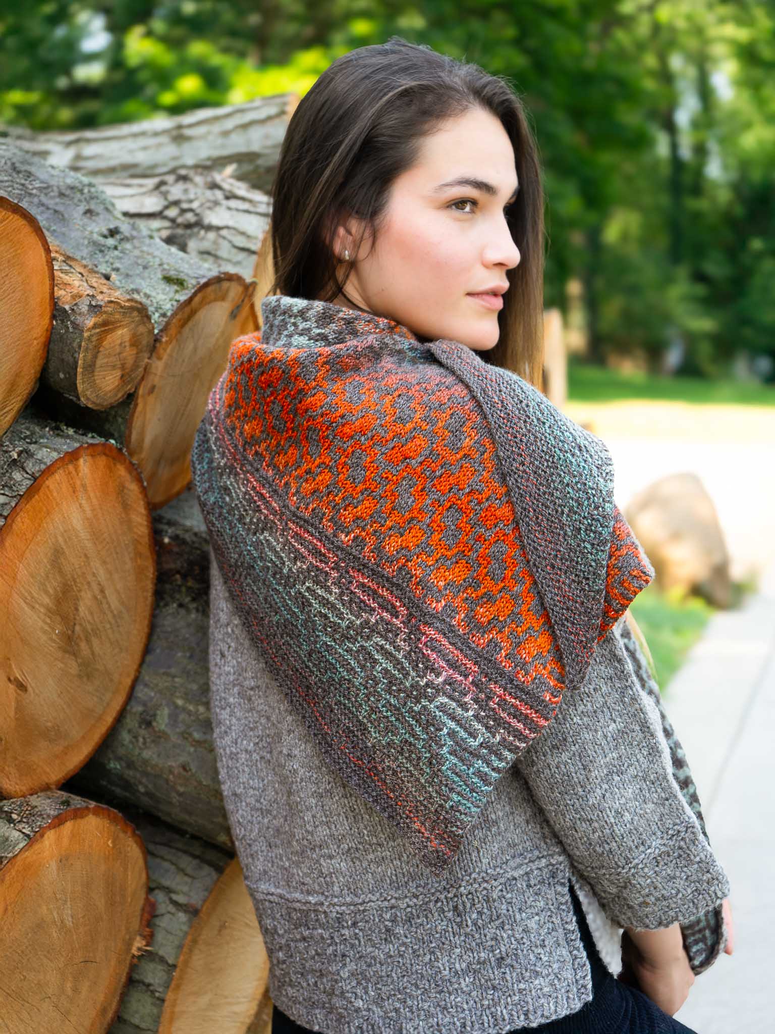 Brocadia<br/><small>shawl knitting pattern</small>