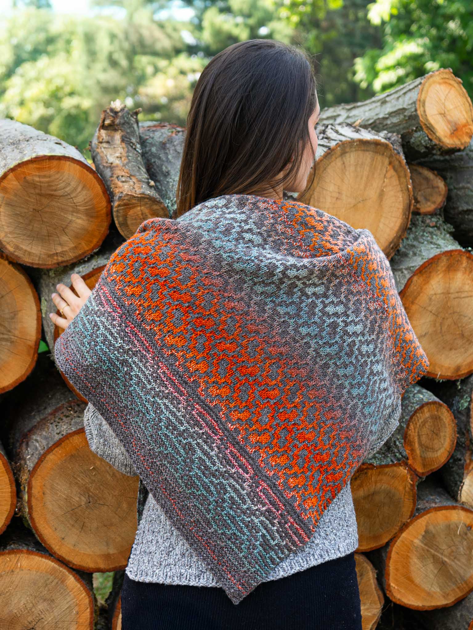 Brocadia<br/><small>shawl knitting pattern</small>