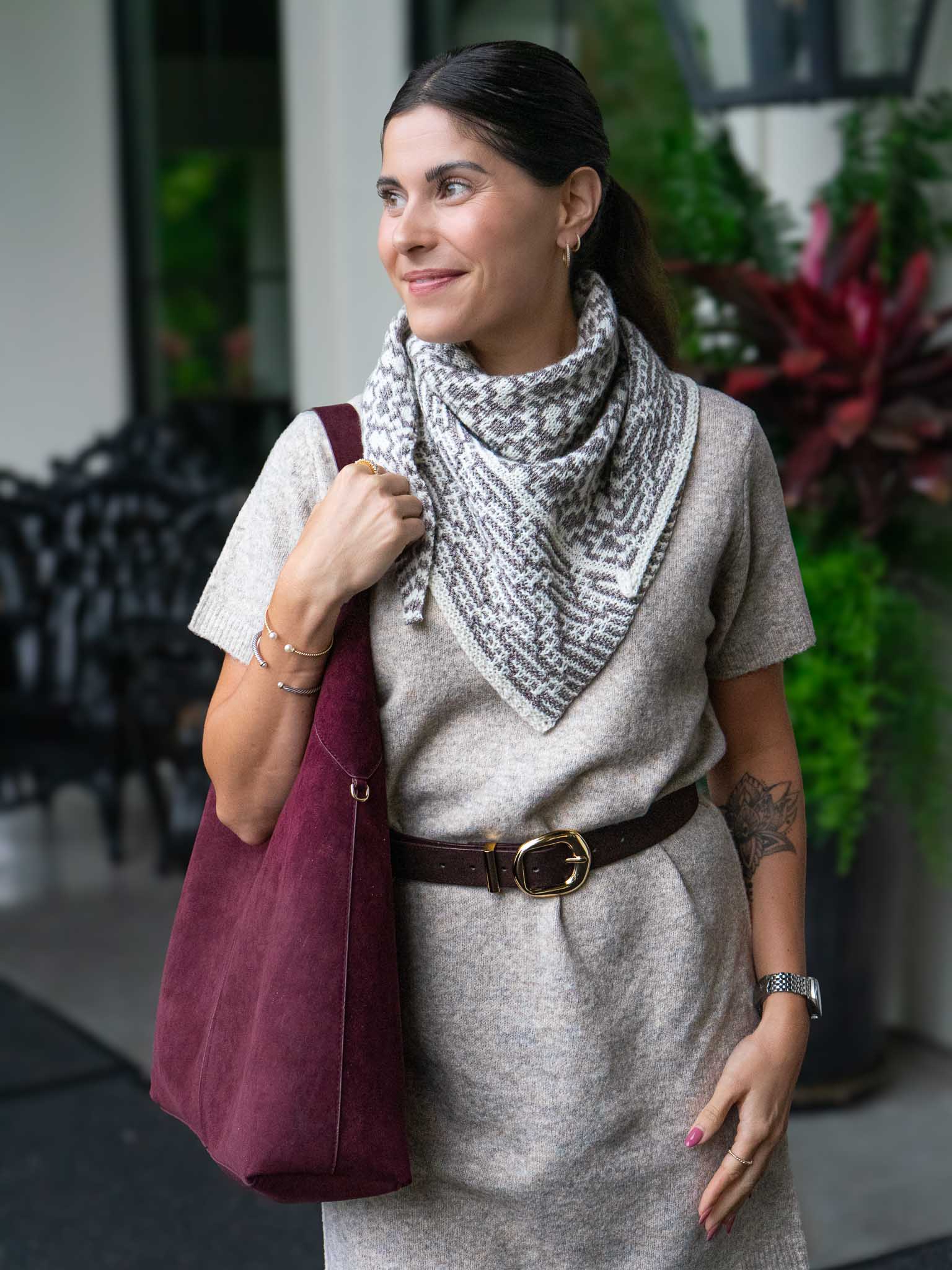 Brocadia<br/><small>shawl knitting pattern</small>