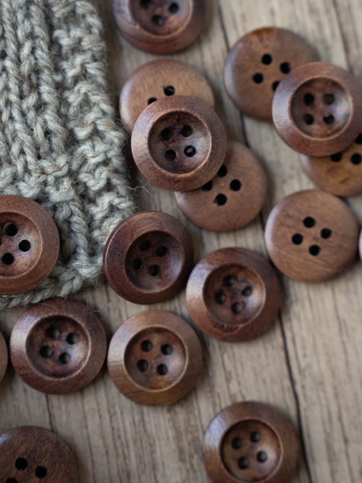 Carmel <br/><small>20mm Wooden Button</small>