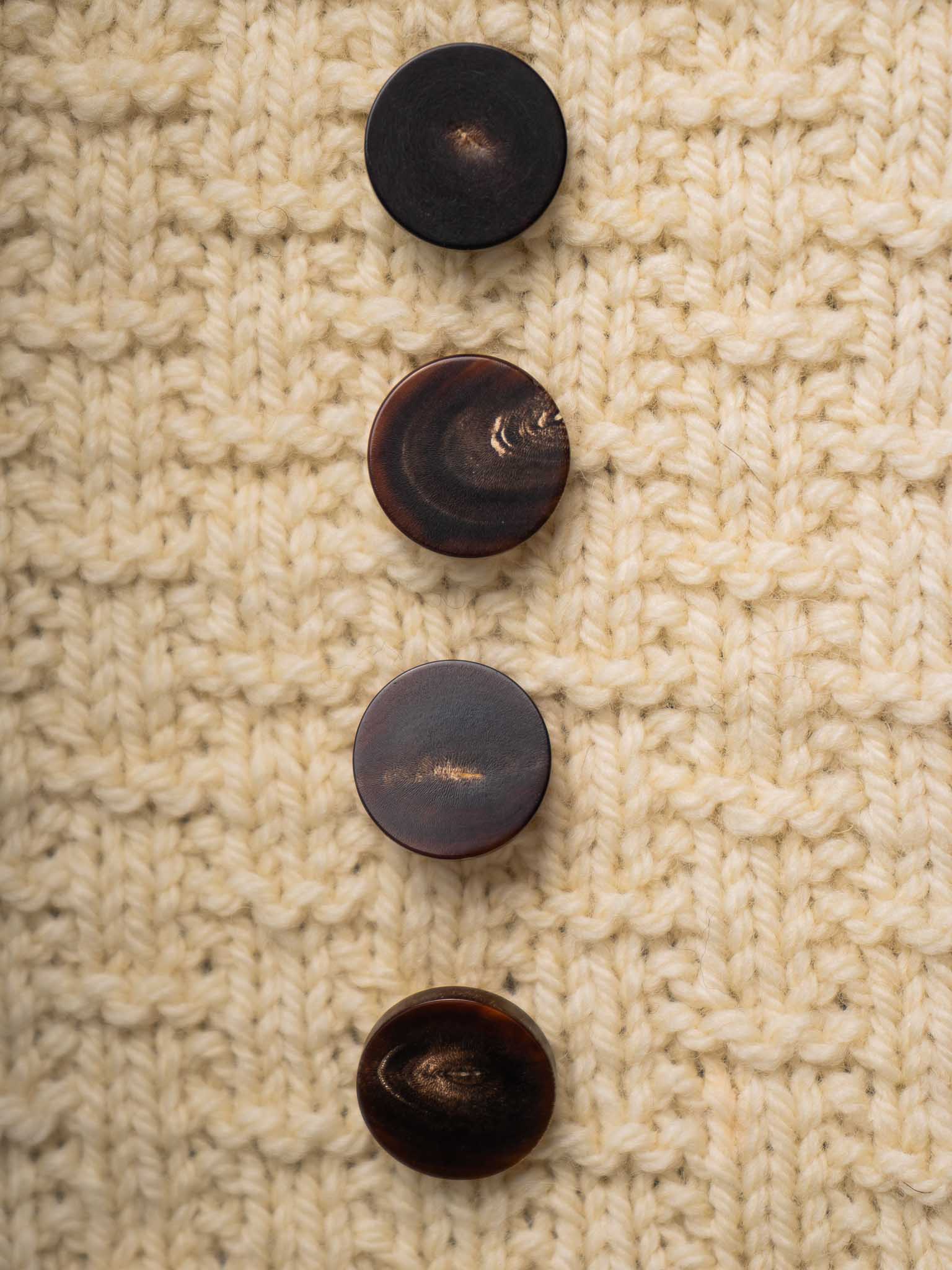 Cherry <br/><small>18mm Horn Button</small>