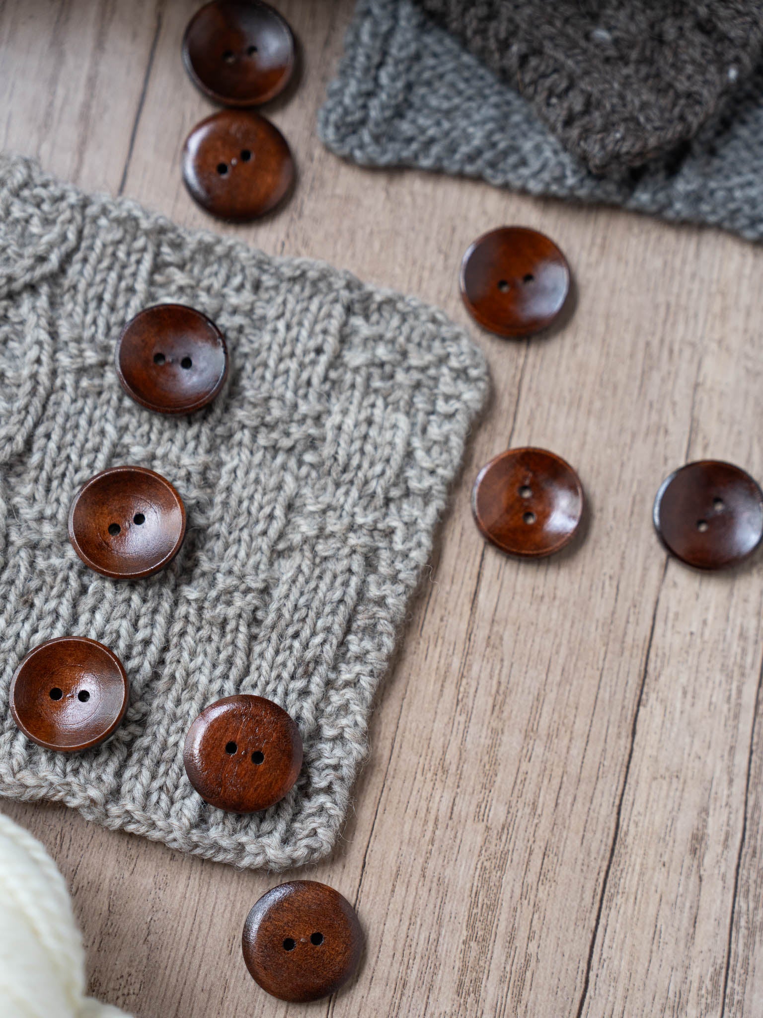 Chestnut <br/><small>25mm Wooden Button</small>