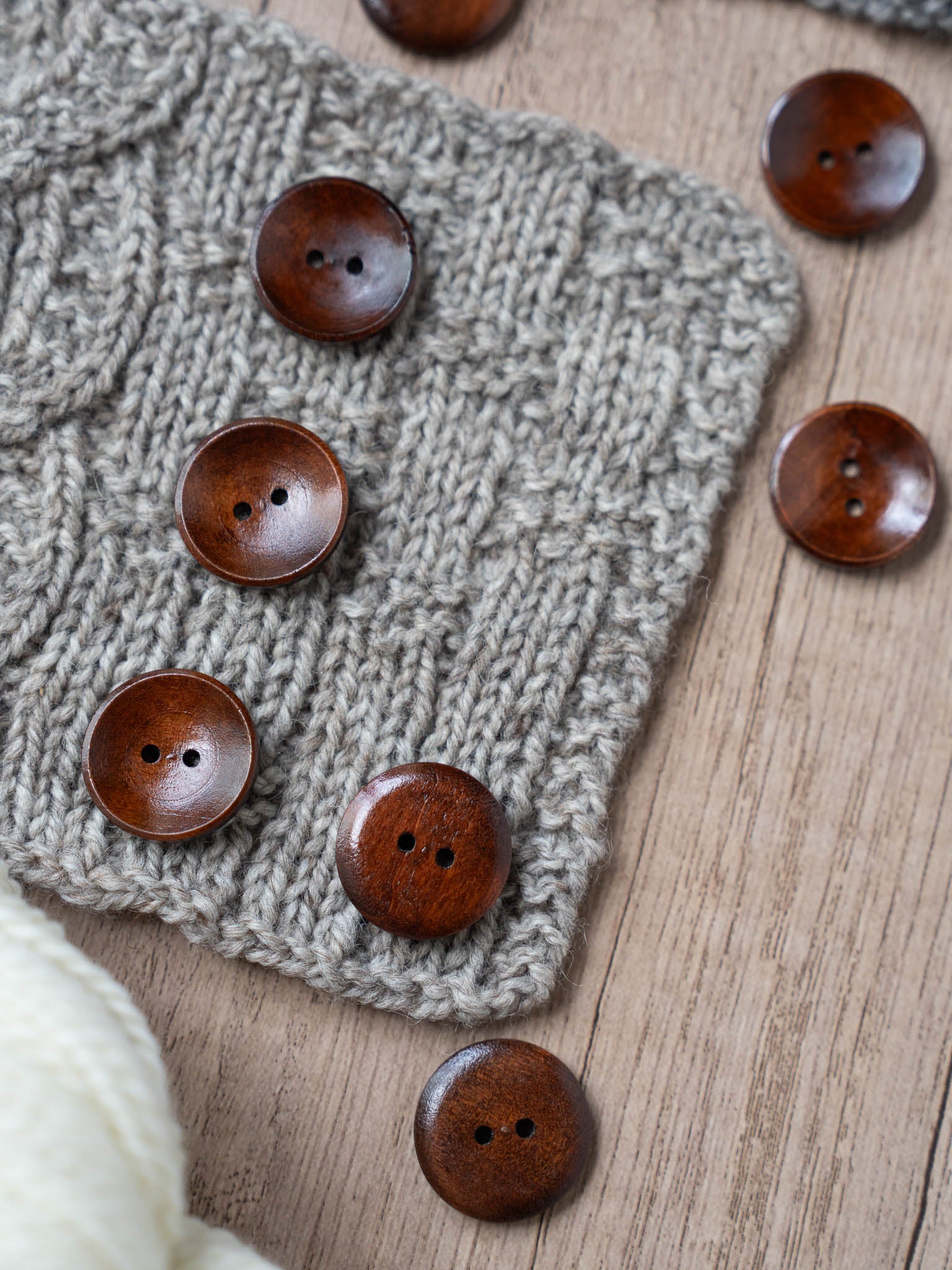 Chestnut <br/><small>25mm Wooden Button</small>