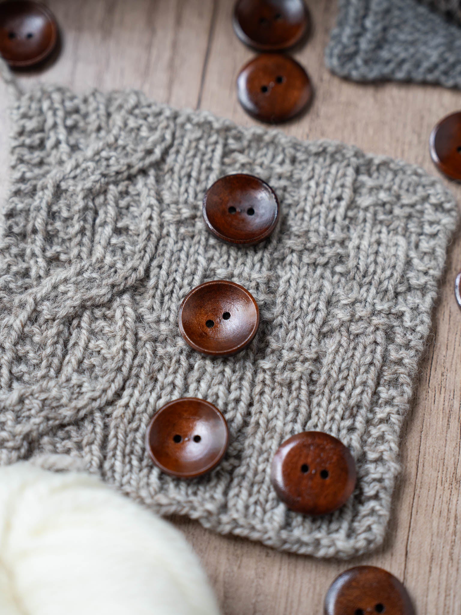 Chestnut <br/><small>25mm Wooden Button</small>