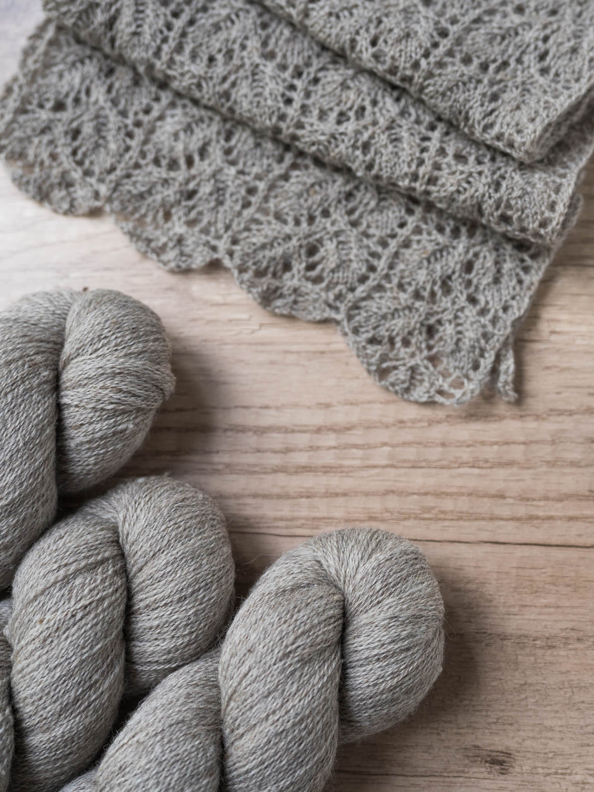 Finn Fancy Lace Finn & Silk