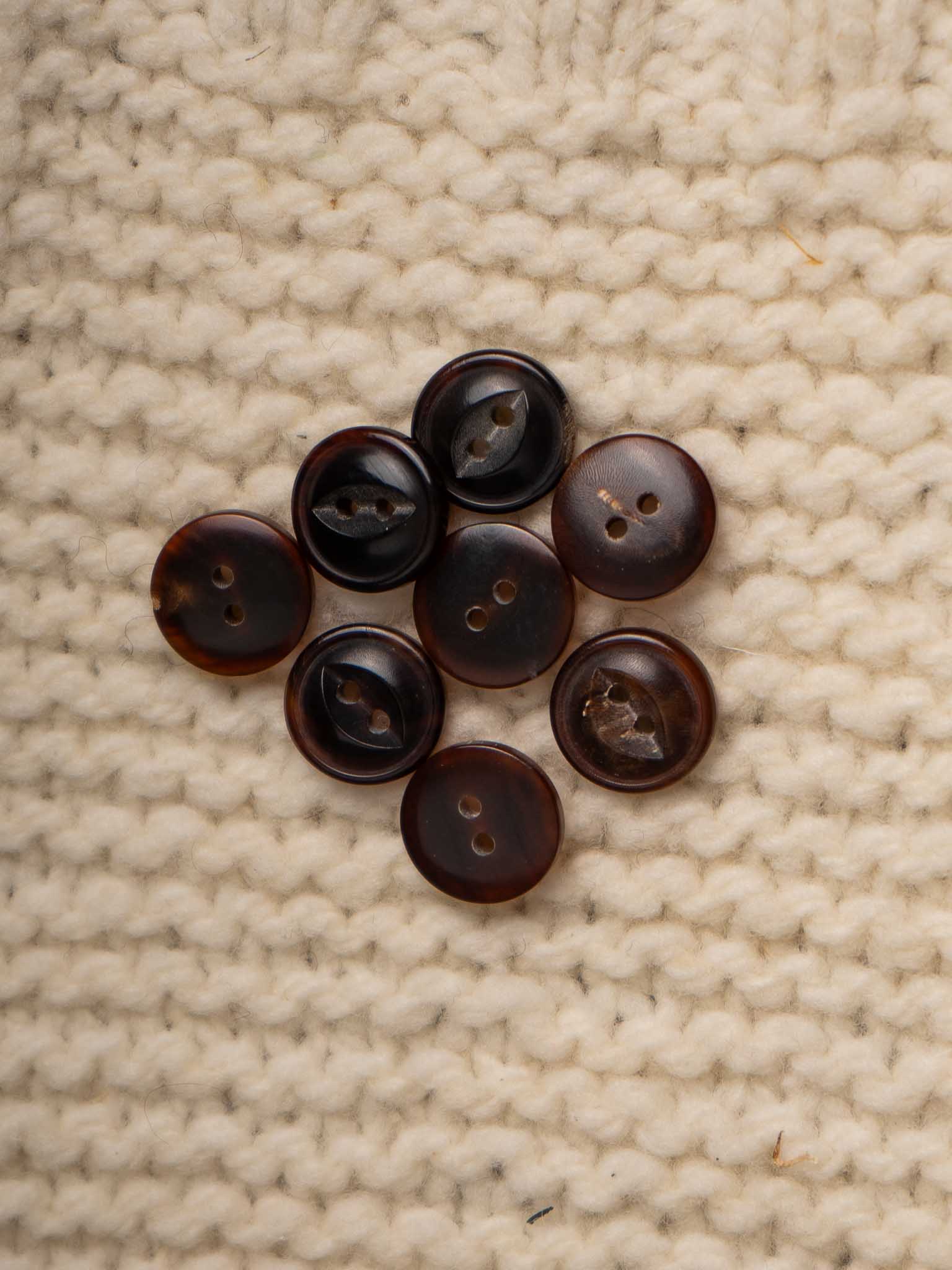 Fire <br/><small>15mm Horn Button</small>