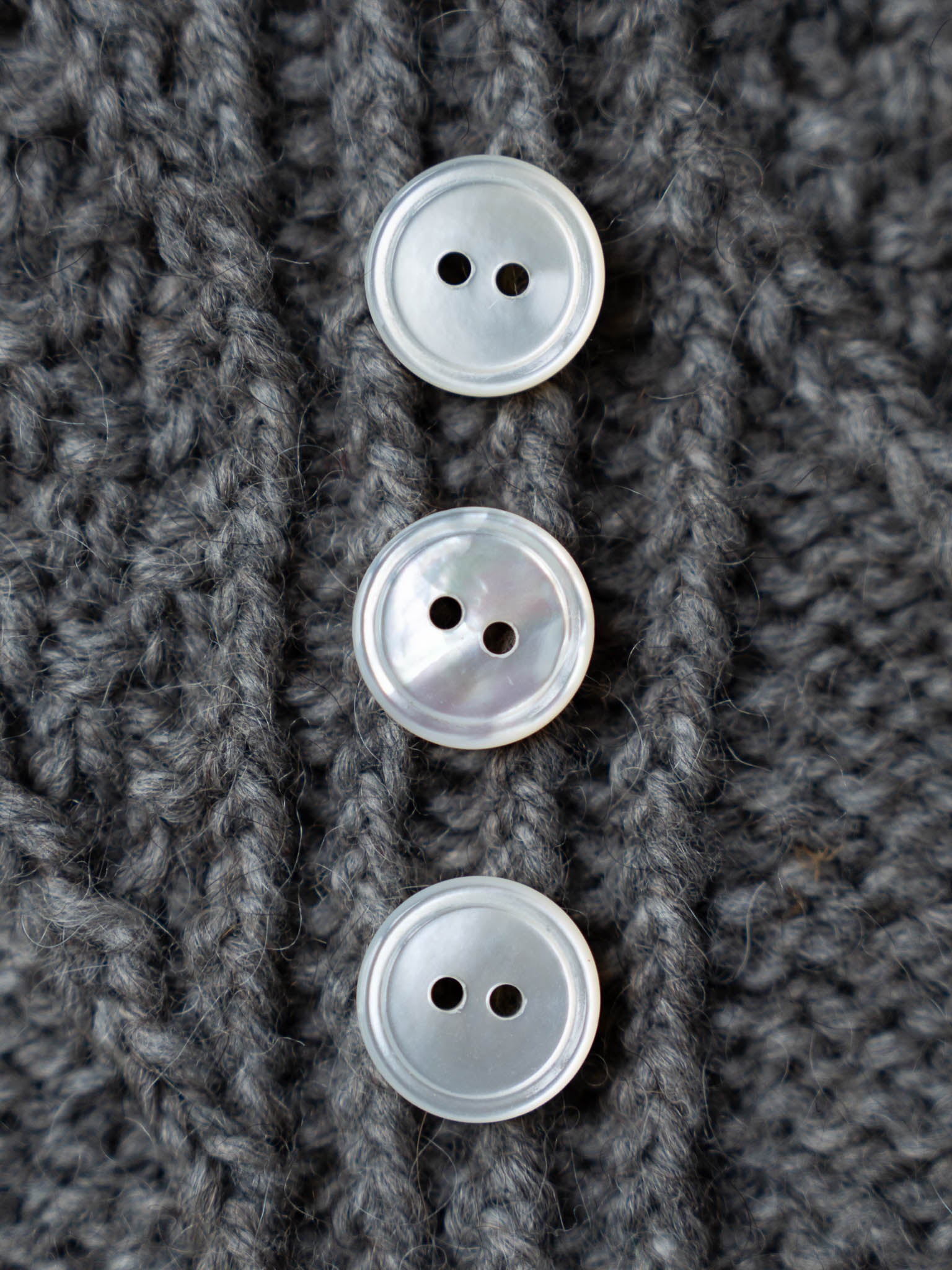 Gerda Button <br/><small>12mm Shell Button</small>