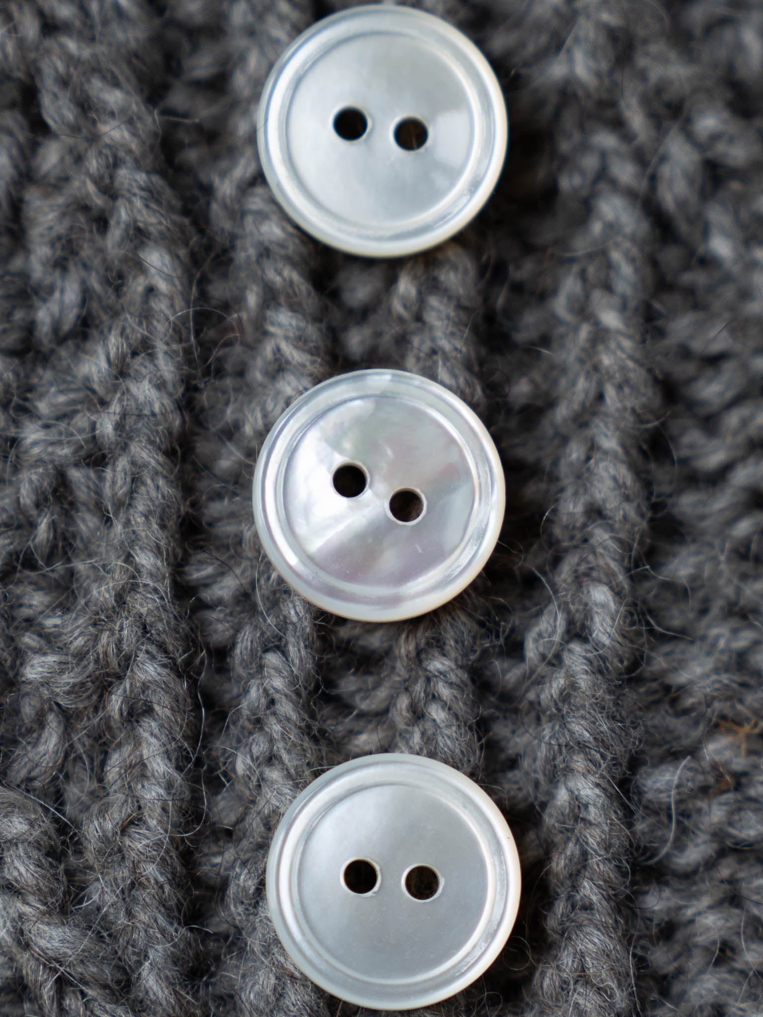Gerda Button <br/><small>12mm Shell Button</small>