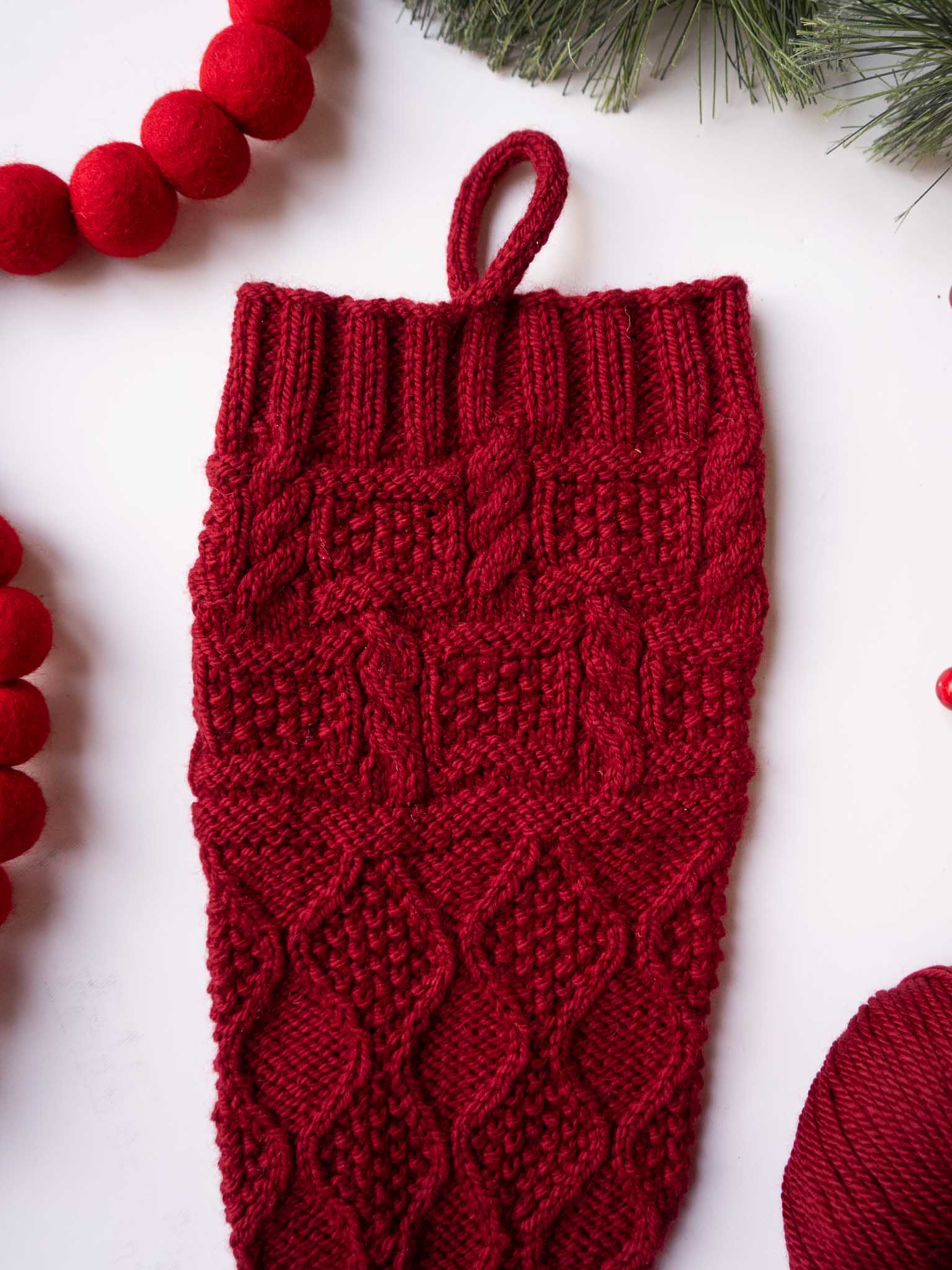 Los Angeles Stocking <br/><small>home decor knitting pattern</small>
