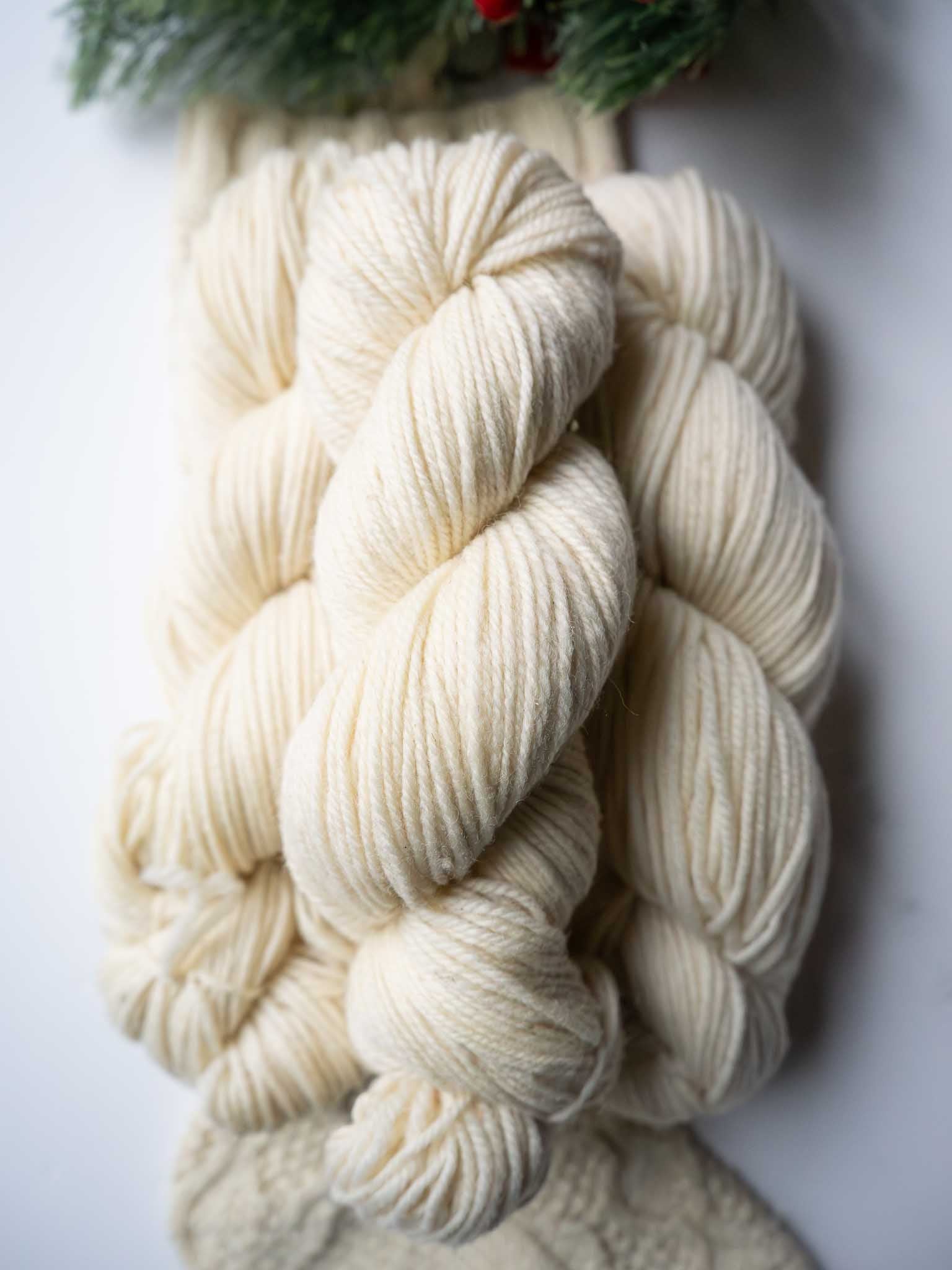 Confection Worsted <br><small>100% corriedale</small>