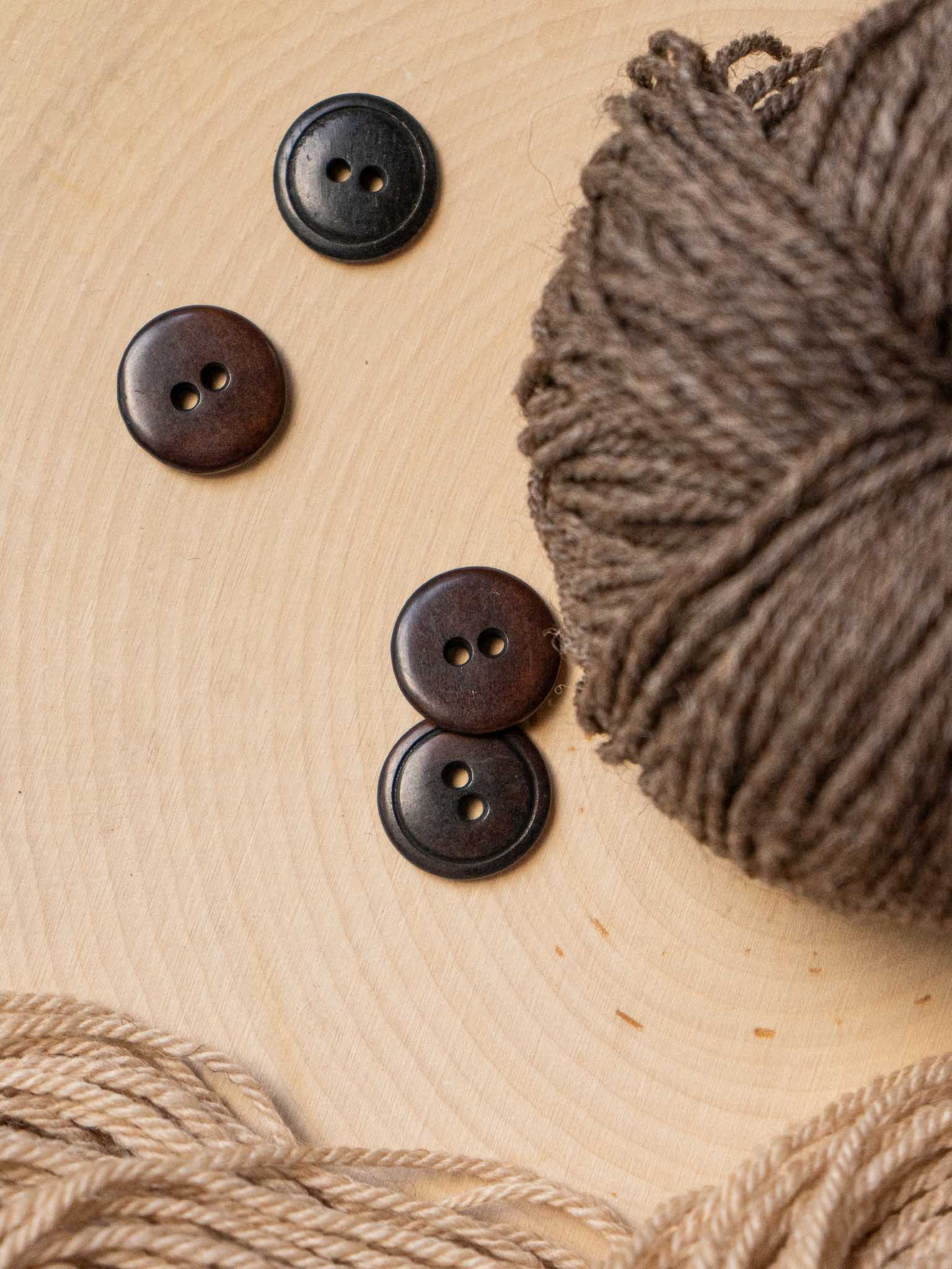 Midnight <br/><small>Wooden Button</small>