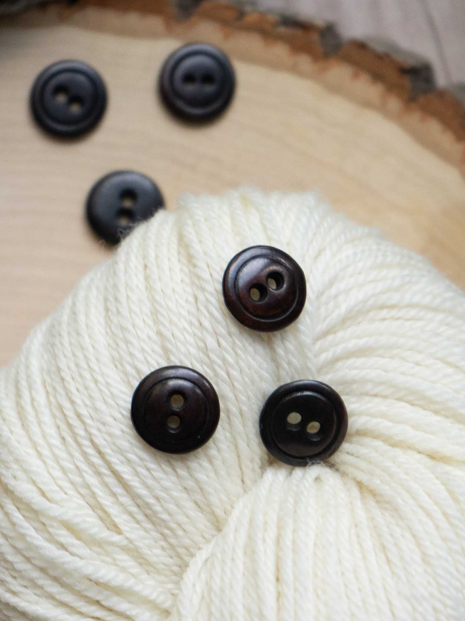 Black Bear <br/><small>Vintage Wooden Button</small>