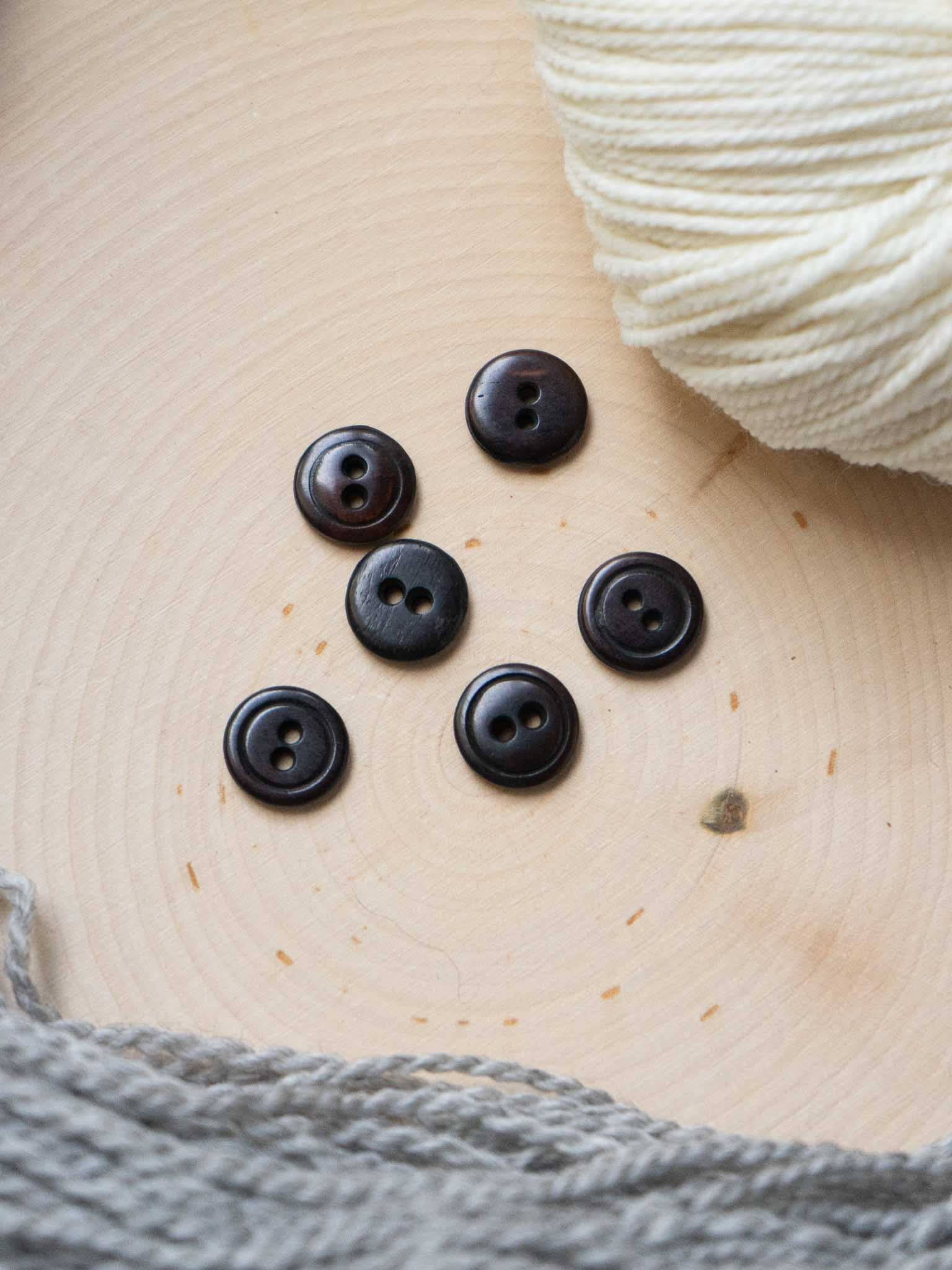 Black Bear <br/><small>Vintage Wooden Button</small>