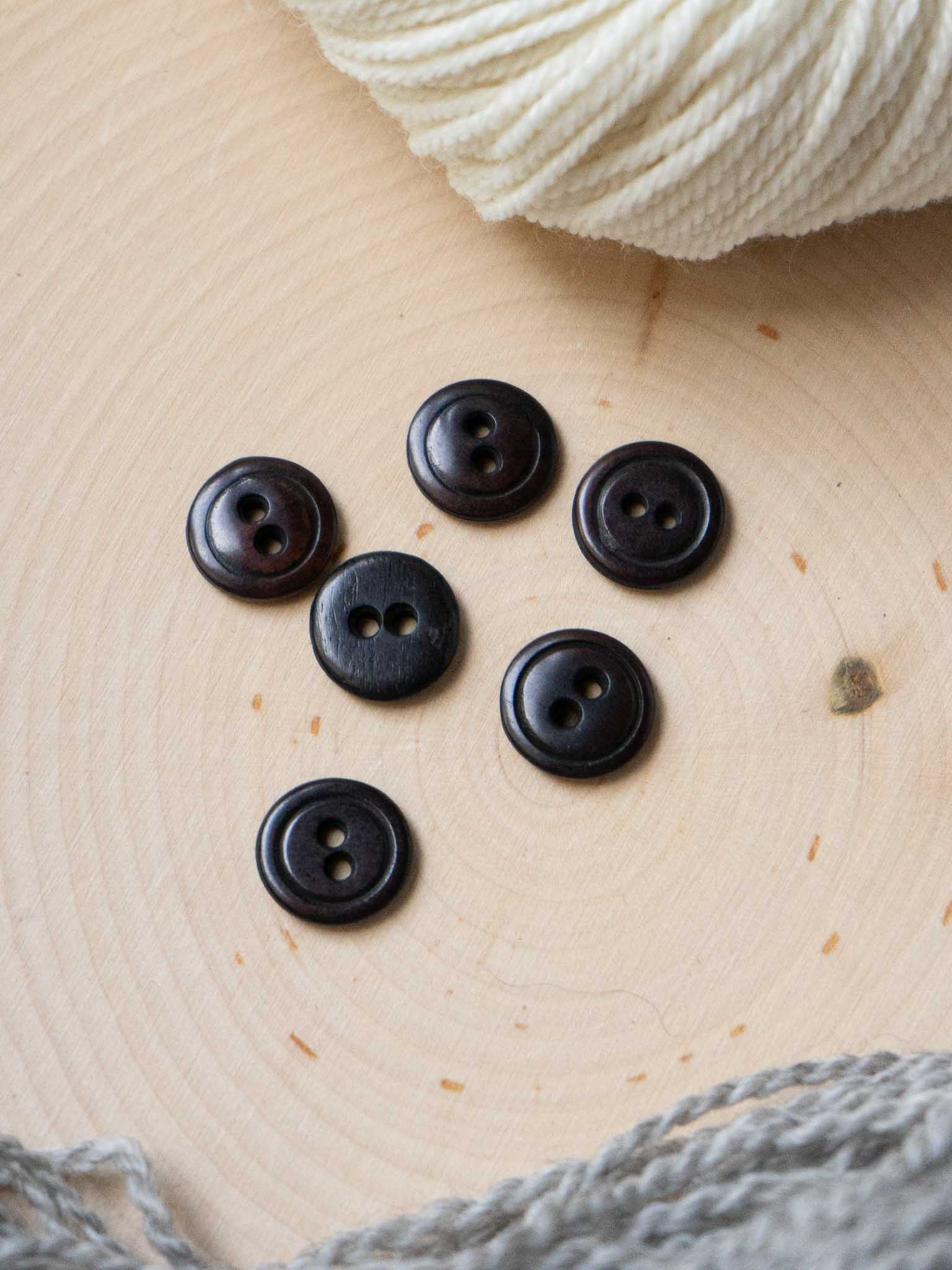 Black Bear <br/><small>Vintage Wooden Button</small>