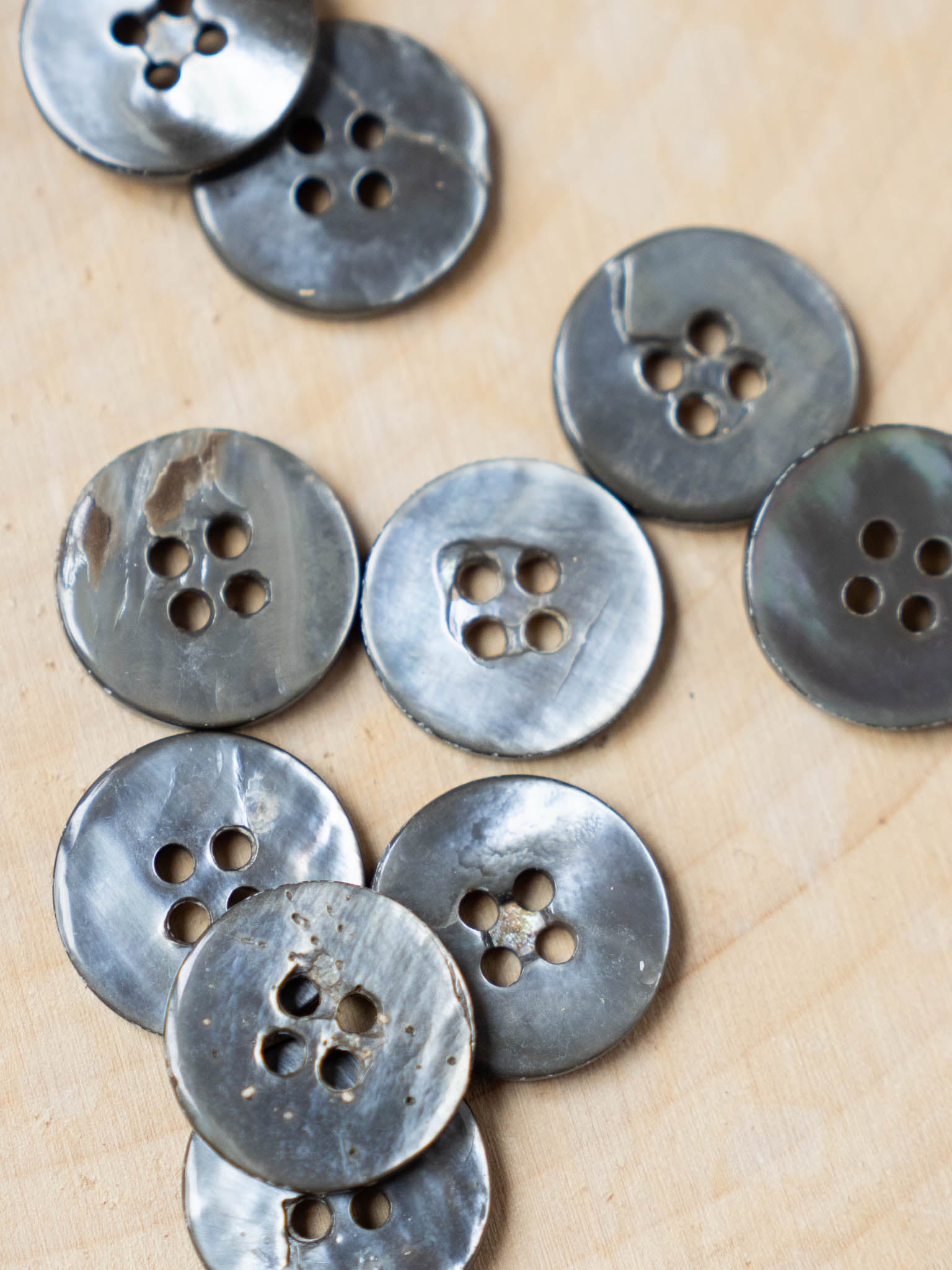 Mist <br/><small> 18mm Vintage Mother of Pearl Button</small>