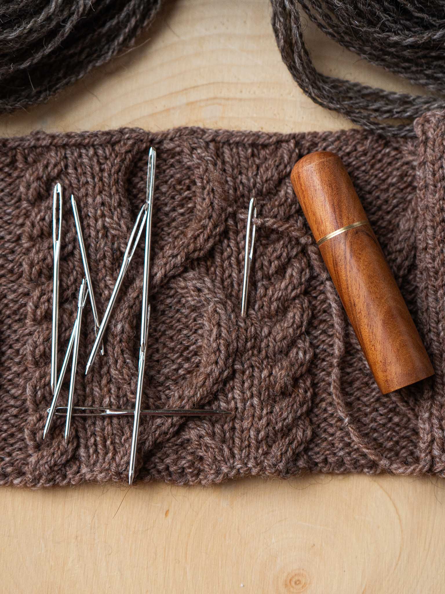 Tapestry Needle Set (9-Pack) with Wooden Mini Storage Box