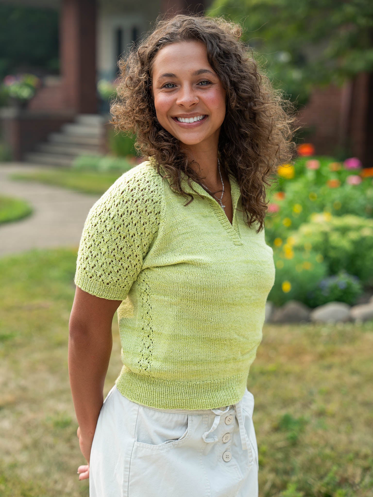 Parakeet <br/><small>sweater knitting pattern</small>