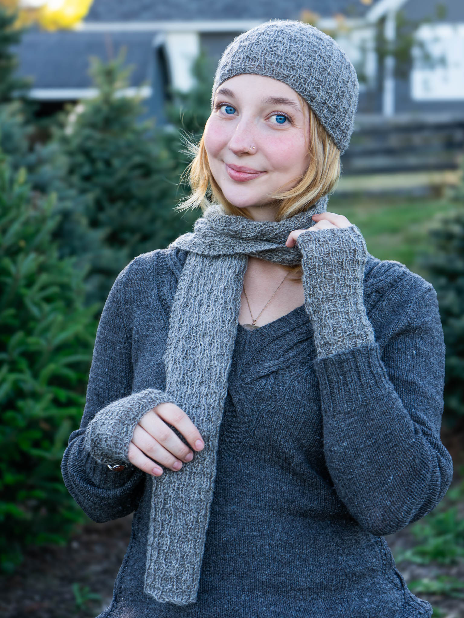 Paris-Roubaix Mitts, Hat, and Scarf <br/><small>knitting pattern</small>