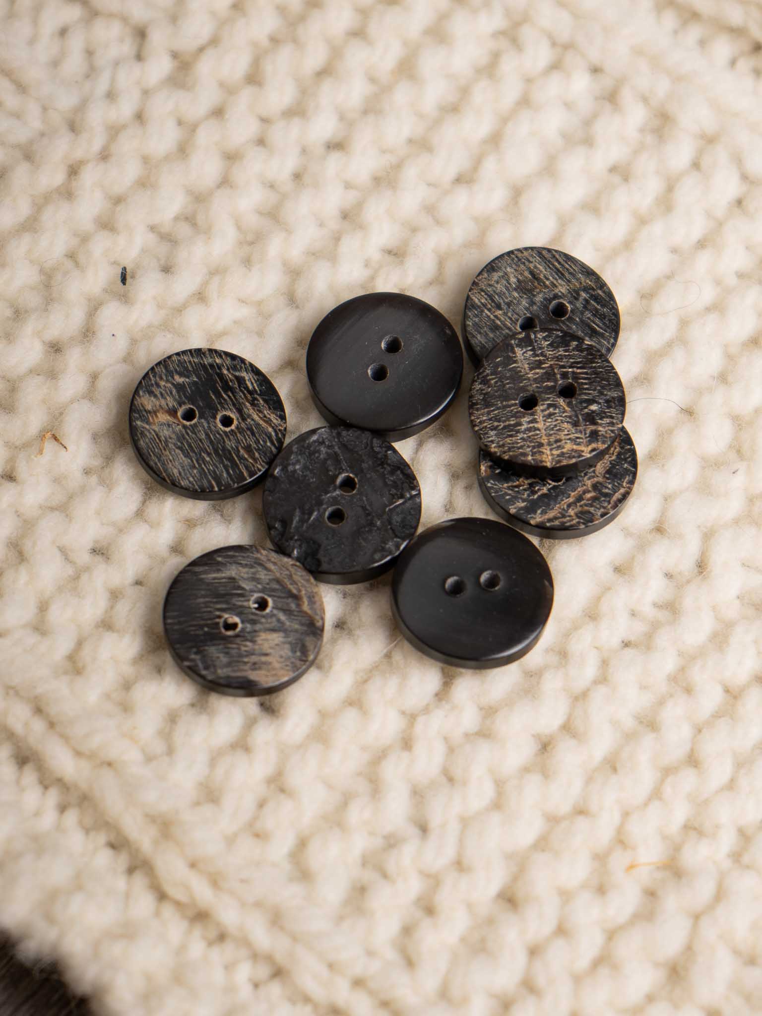 Pear <br/><small>18mm Horn Button</small>