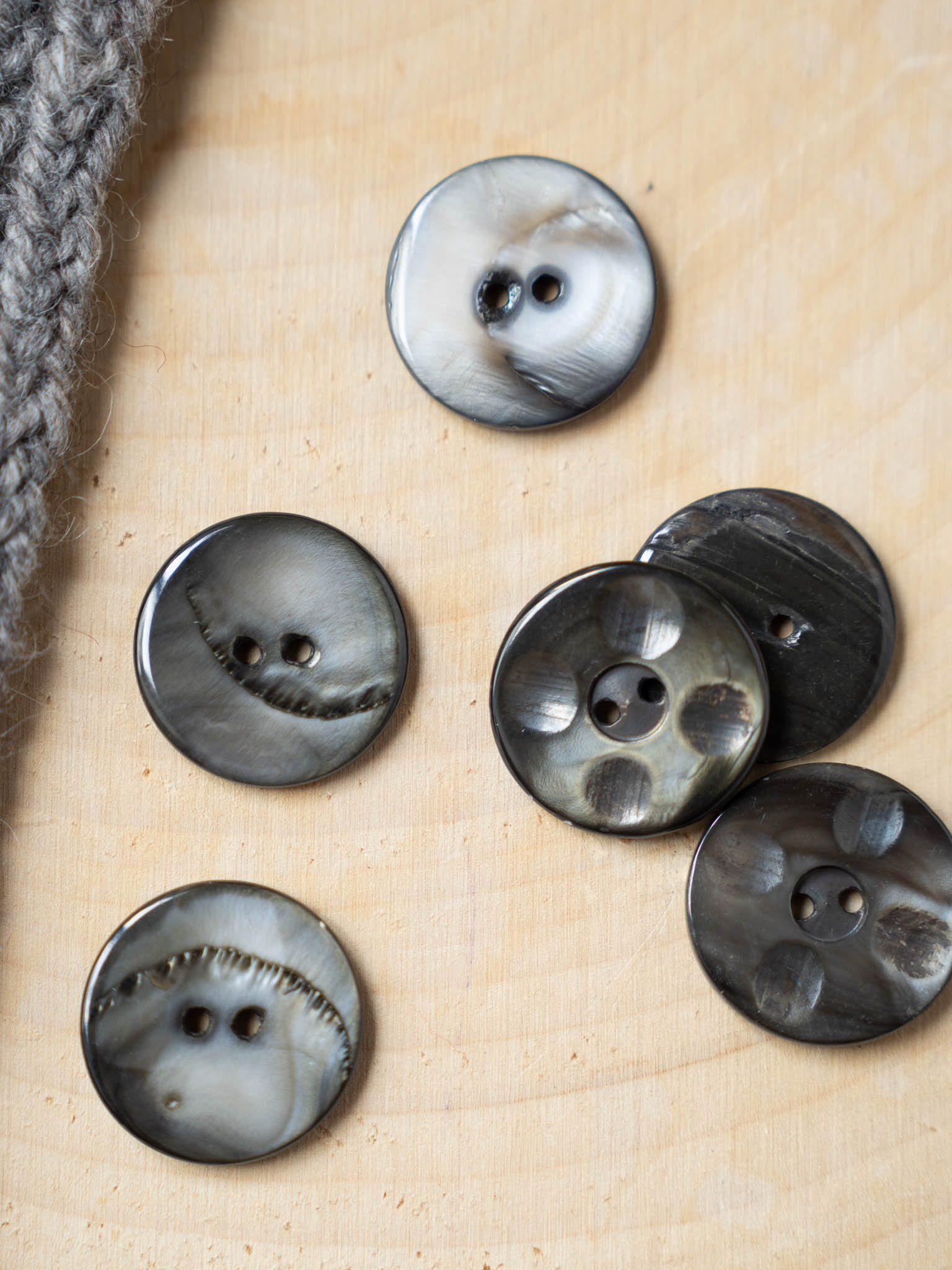 Puddle <br/><small> 22mm Vintage Mother of Pearl Button</small>