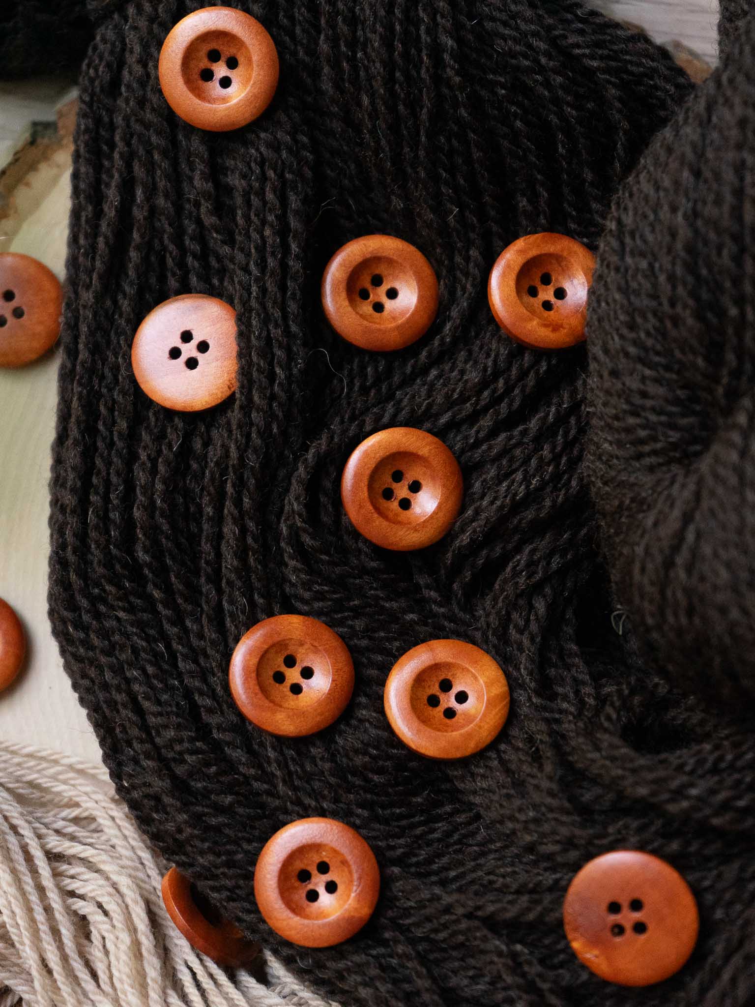 "Redwood" <br/><small>Wooden Button</small>