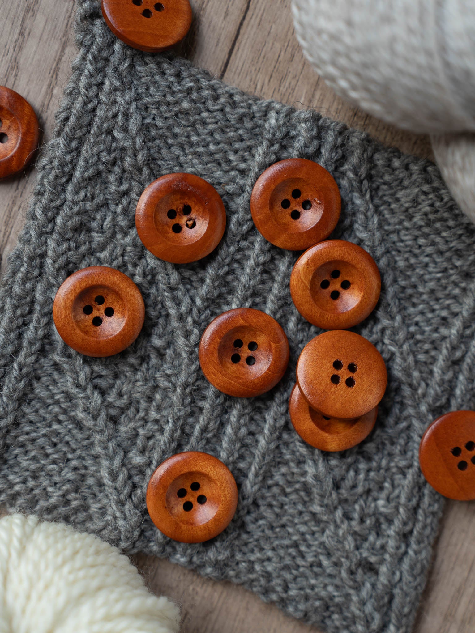 Redwood <br/><small>25mm Wooden Button</small>