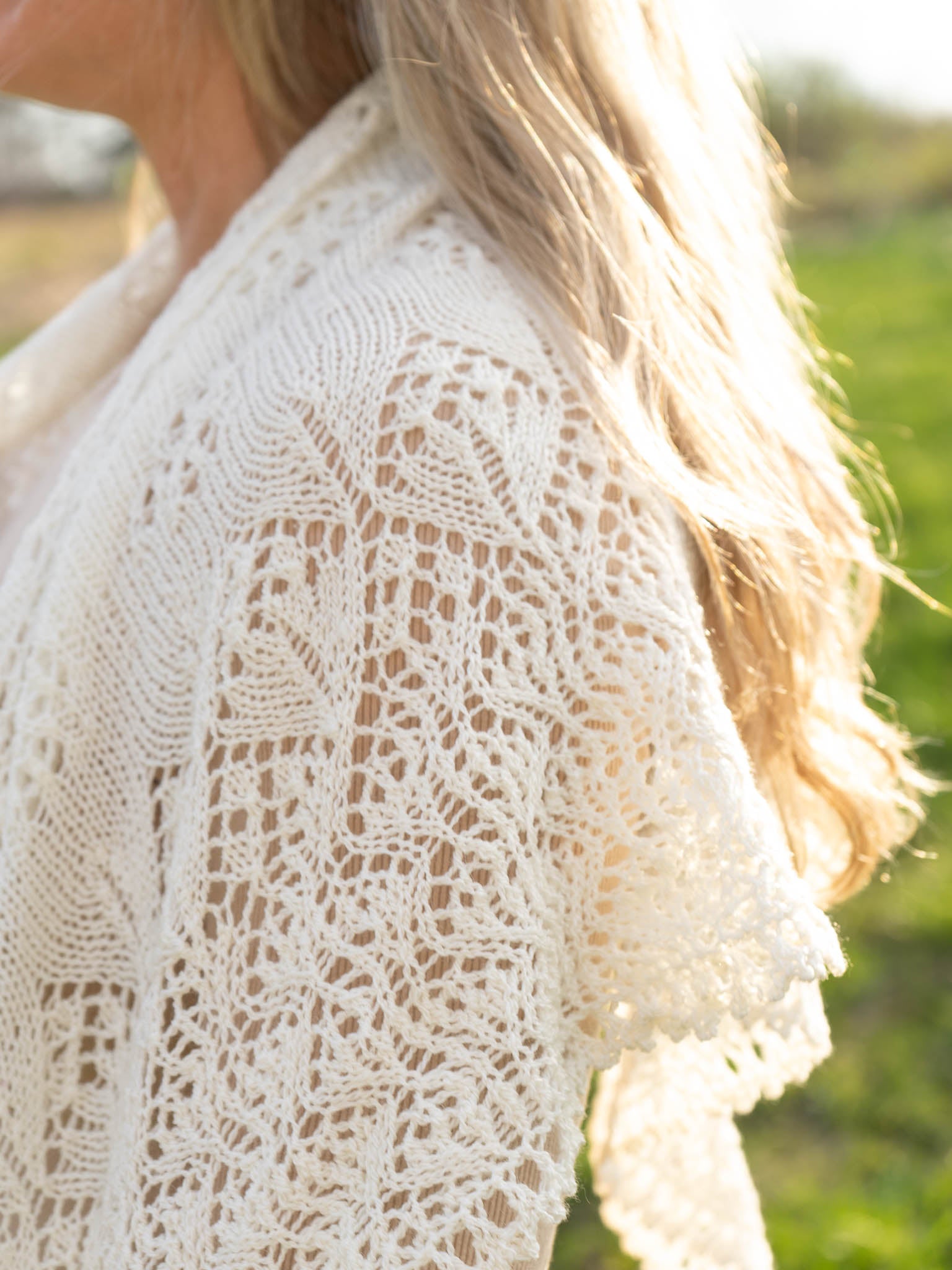 Sakura Fubuki <br/><small> lace shawl knitting pattern</small>